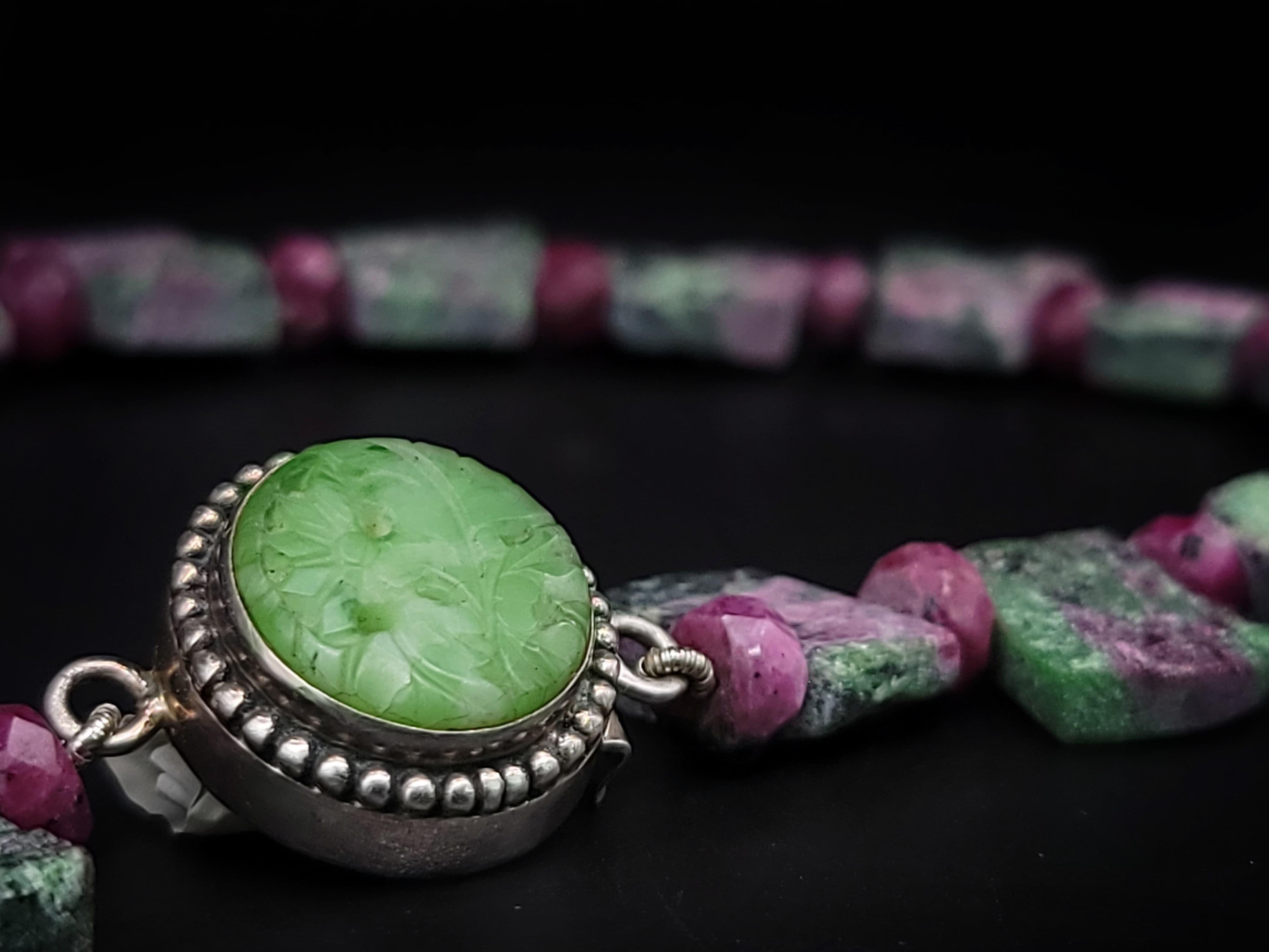 Spectaculaire collier de zoisite en rubis A.Jeschel. en vente 10