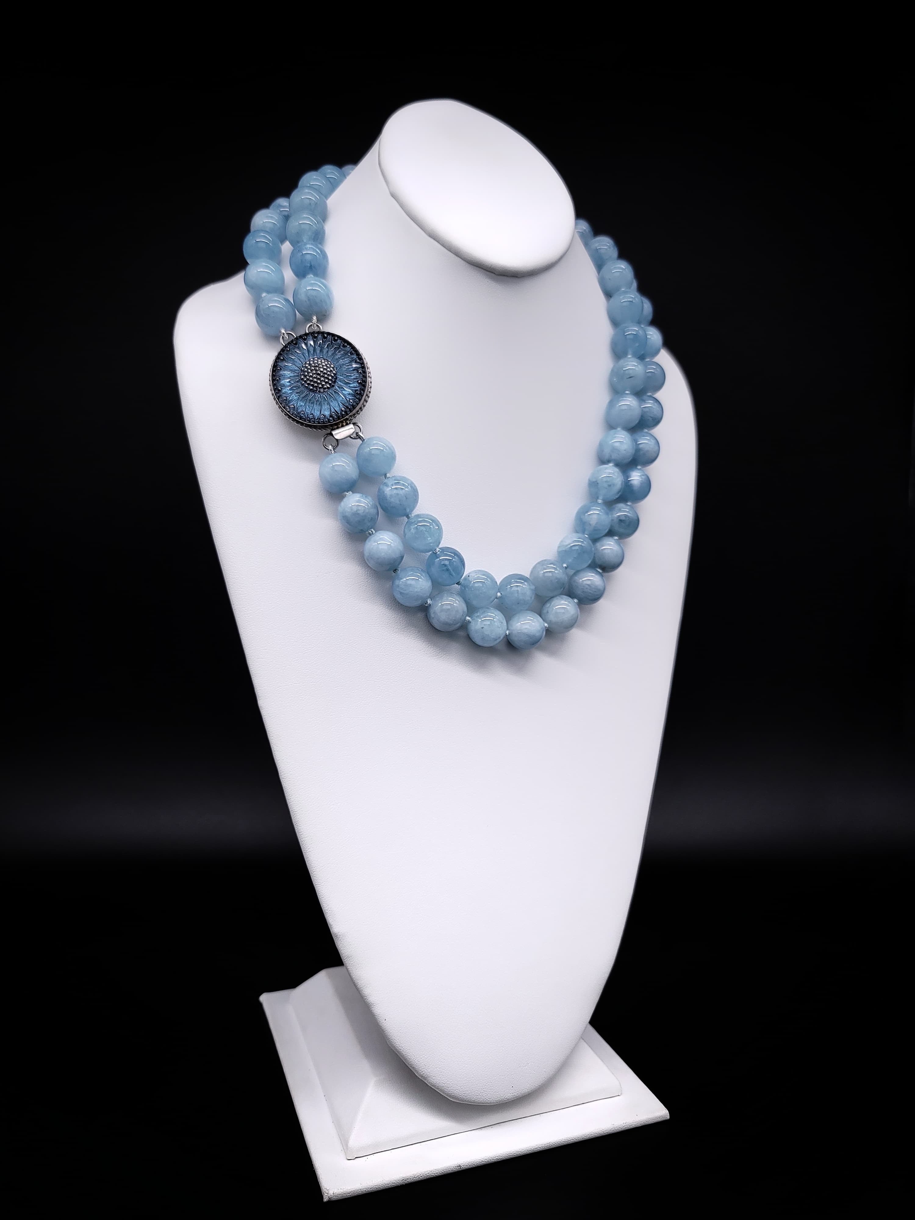 Aquamarine Blue Beryl necklace is just plain beautiful. For Sale