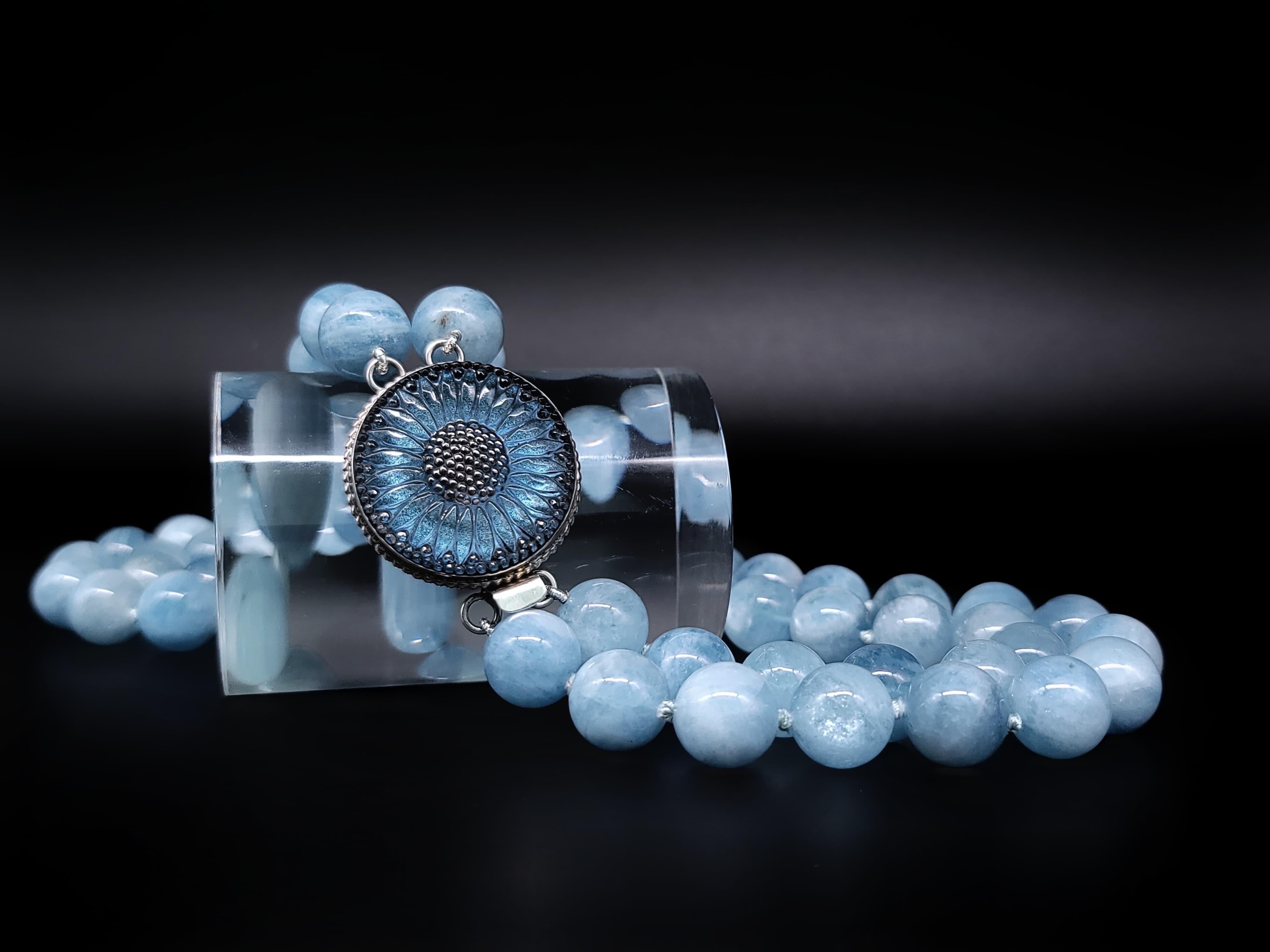 Aquamarine Blue Beryl necklace is just plain beautiful. For Sale 10