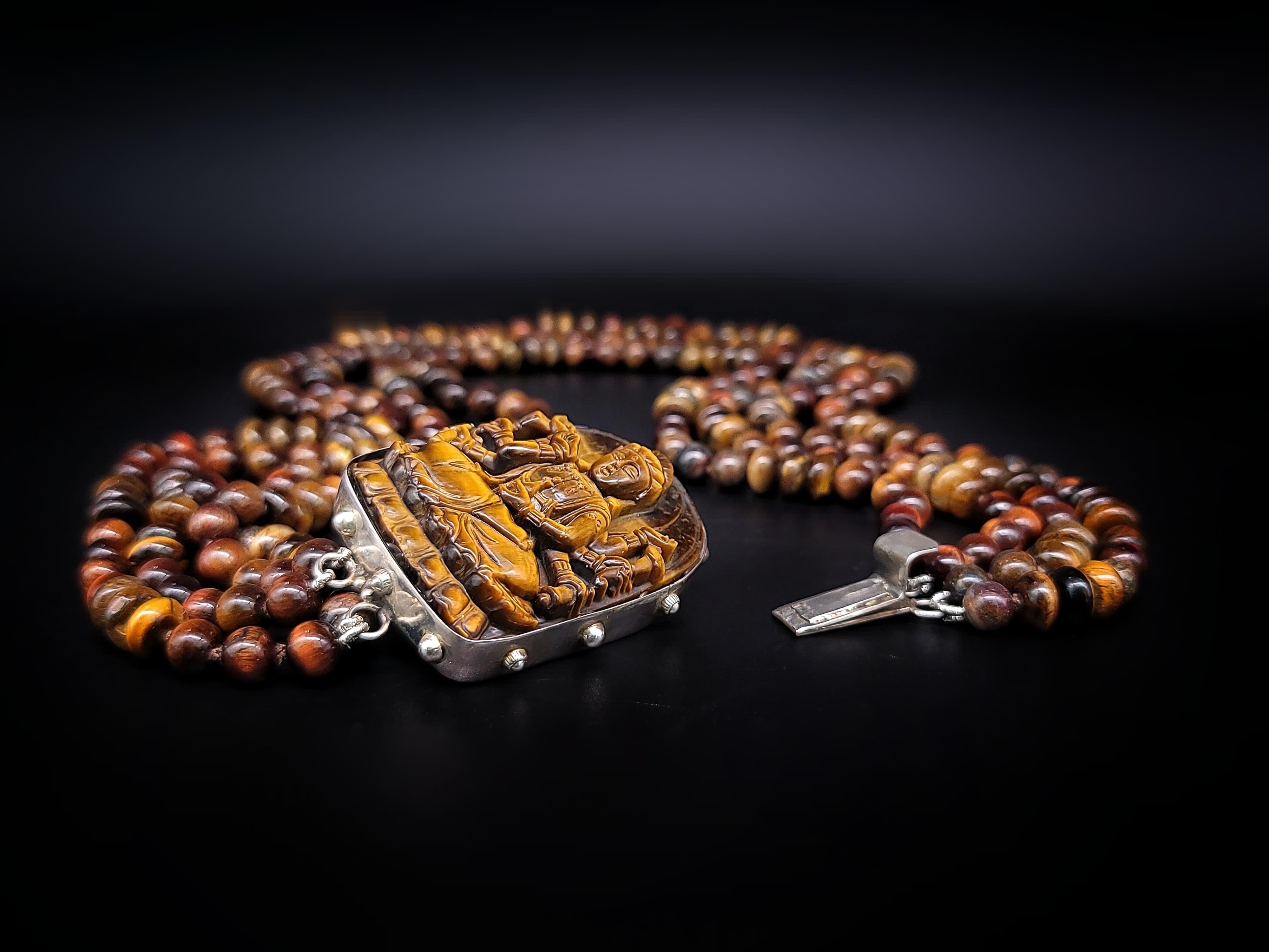 A.jeschel Sophisticated Tiger’s Eye Necklace with a Powerful Clasp. For Sale 13