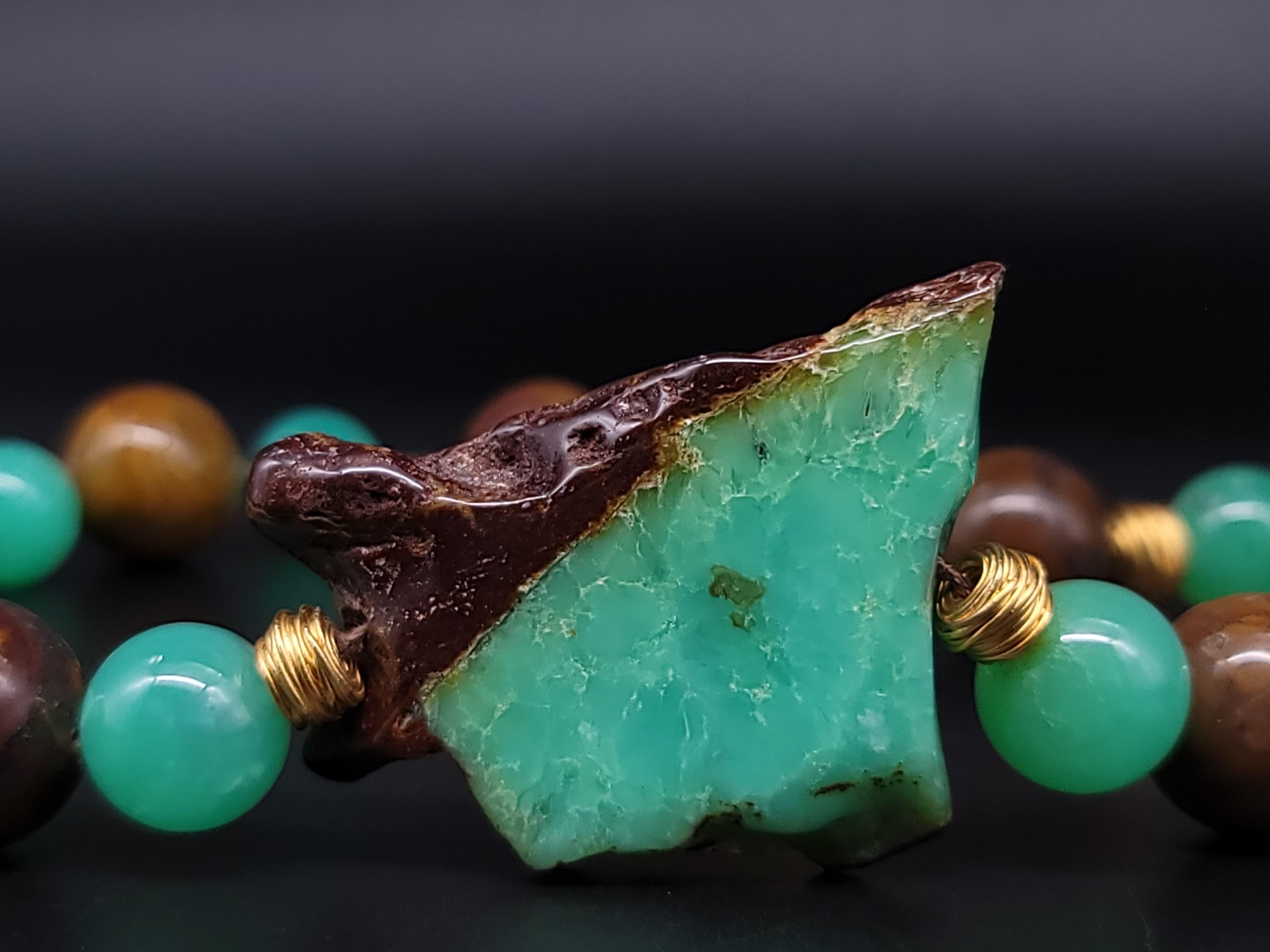 Mixed Cut A.Jeschel Apple green Chrysoprase beads polished in Germany. For Sale