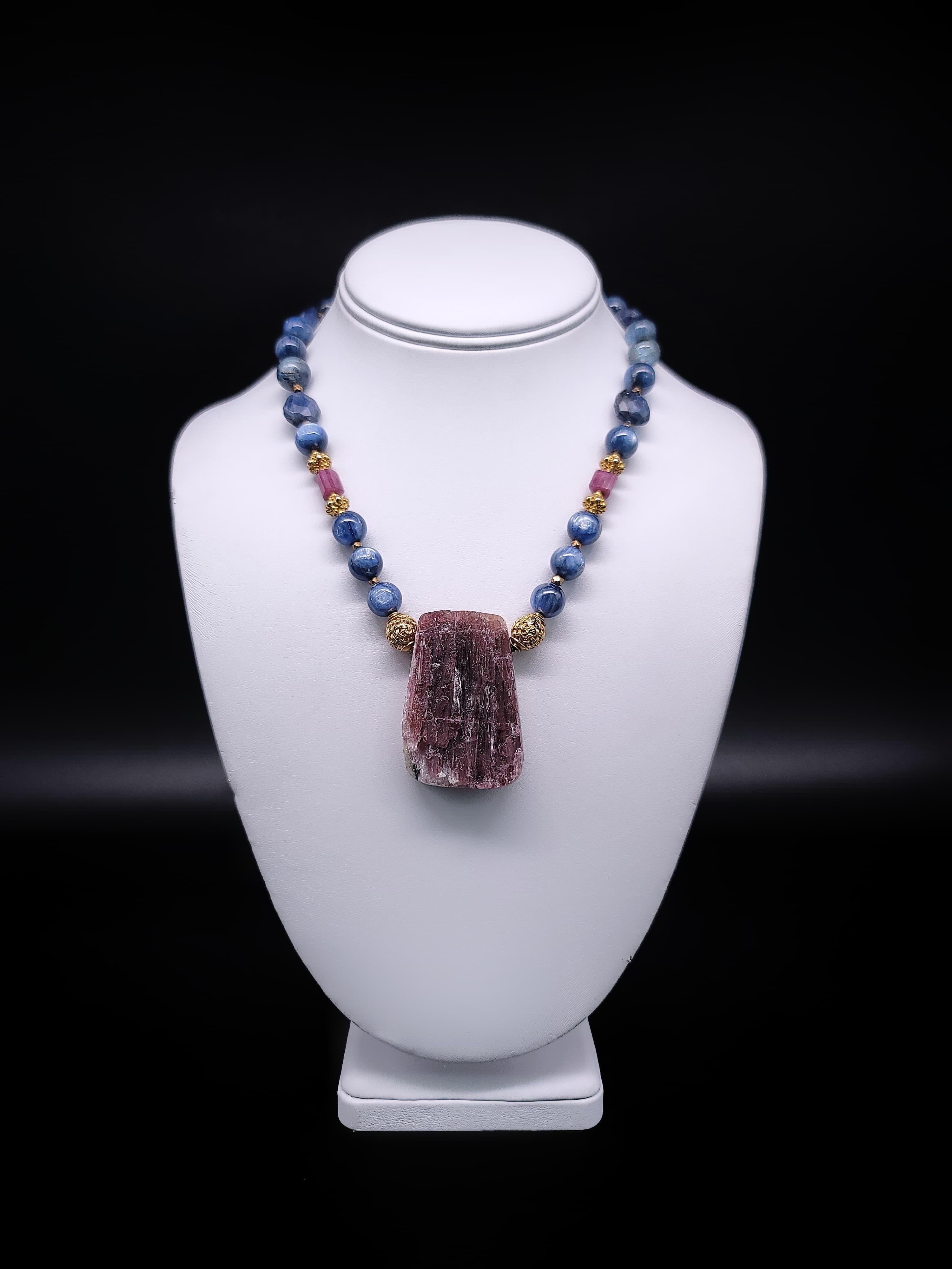 A.Jeschel  Rich Blue Kyanite and Sapphire necklace. In New Condition For Sale In Miami, FL