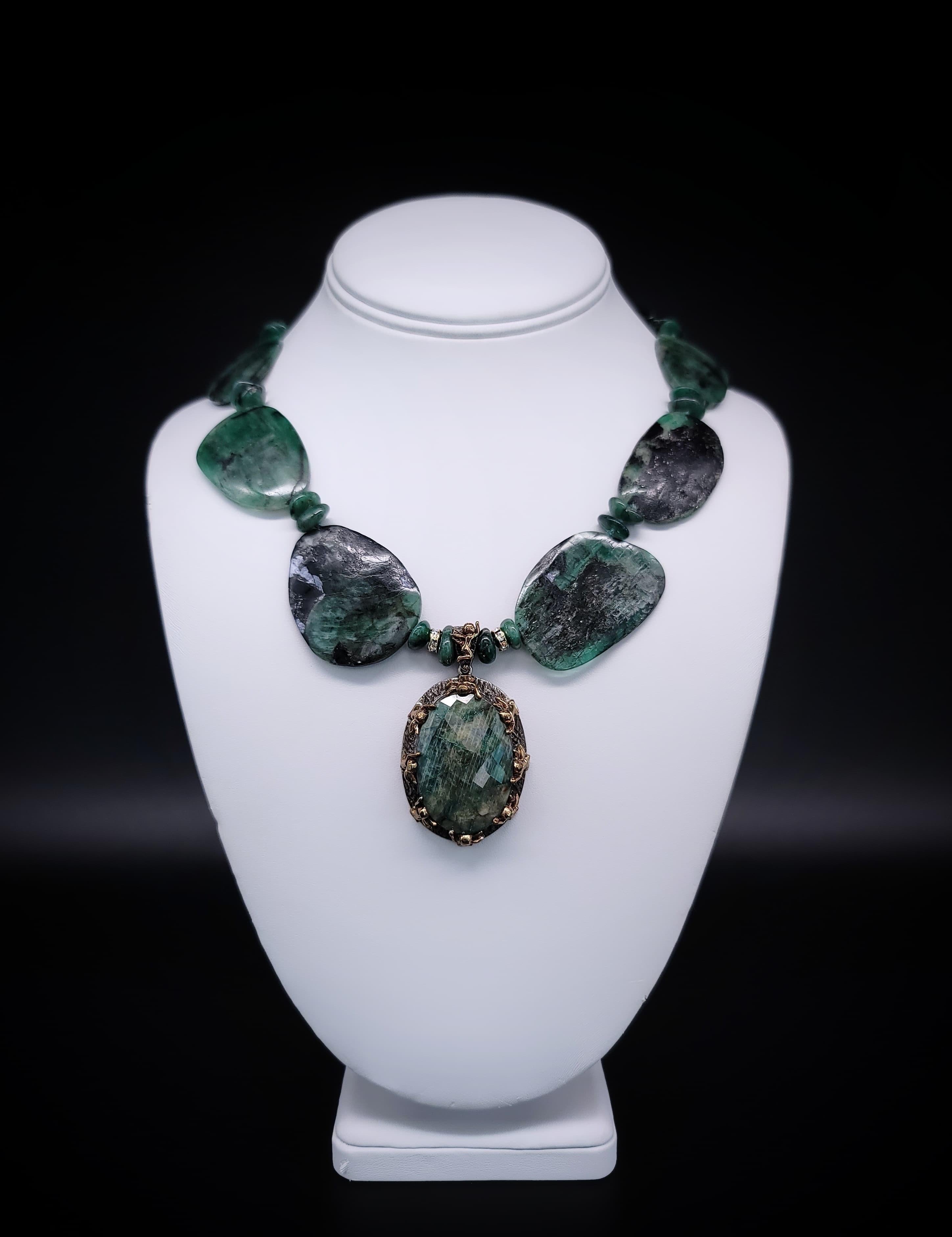 A.jeschel Stunning Emerald pendant Necklace. For Sale 11