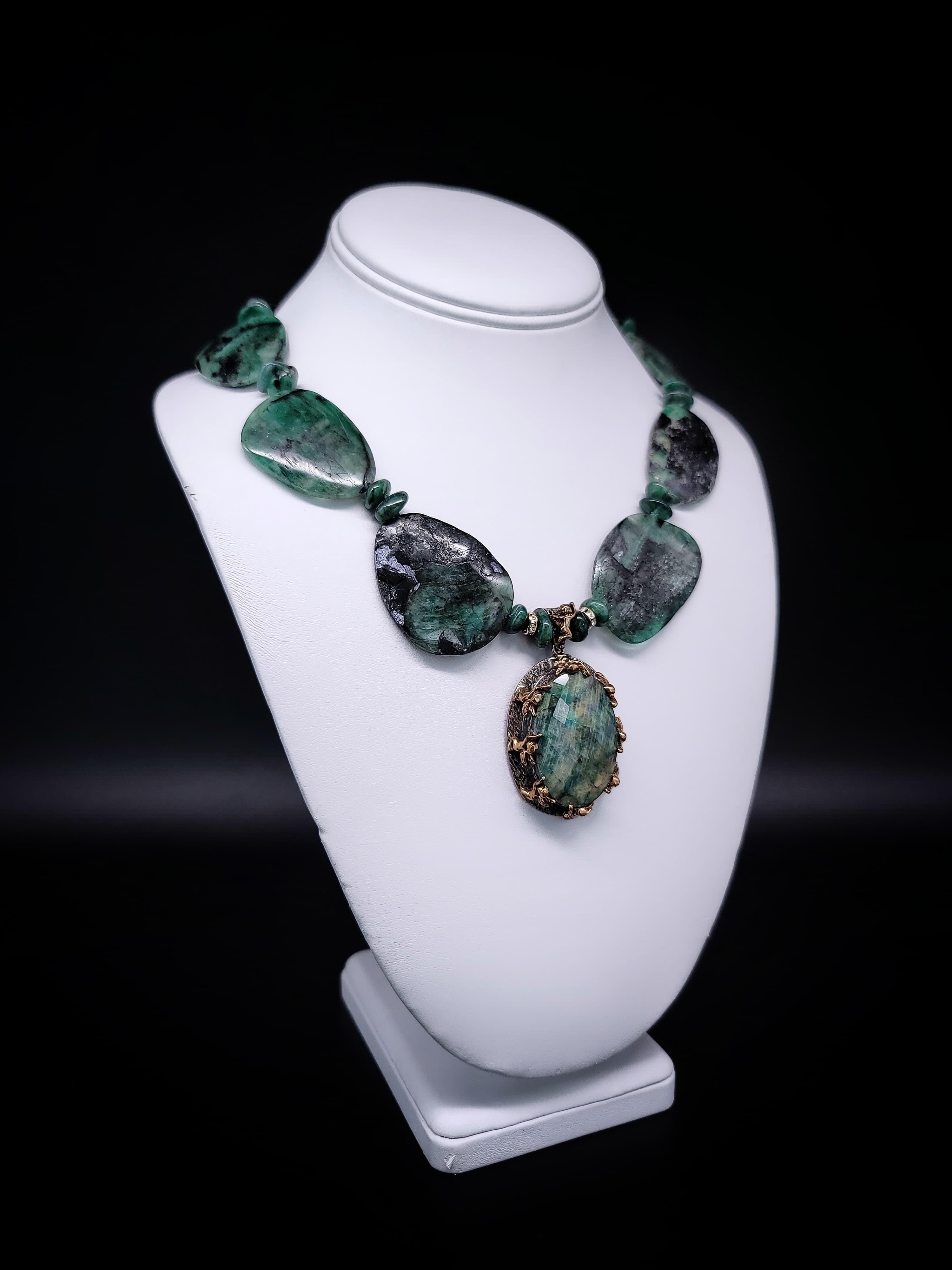 A.jeschel Stunning Emerald pendant Necklace. For Sale 12