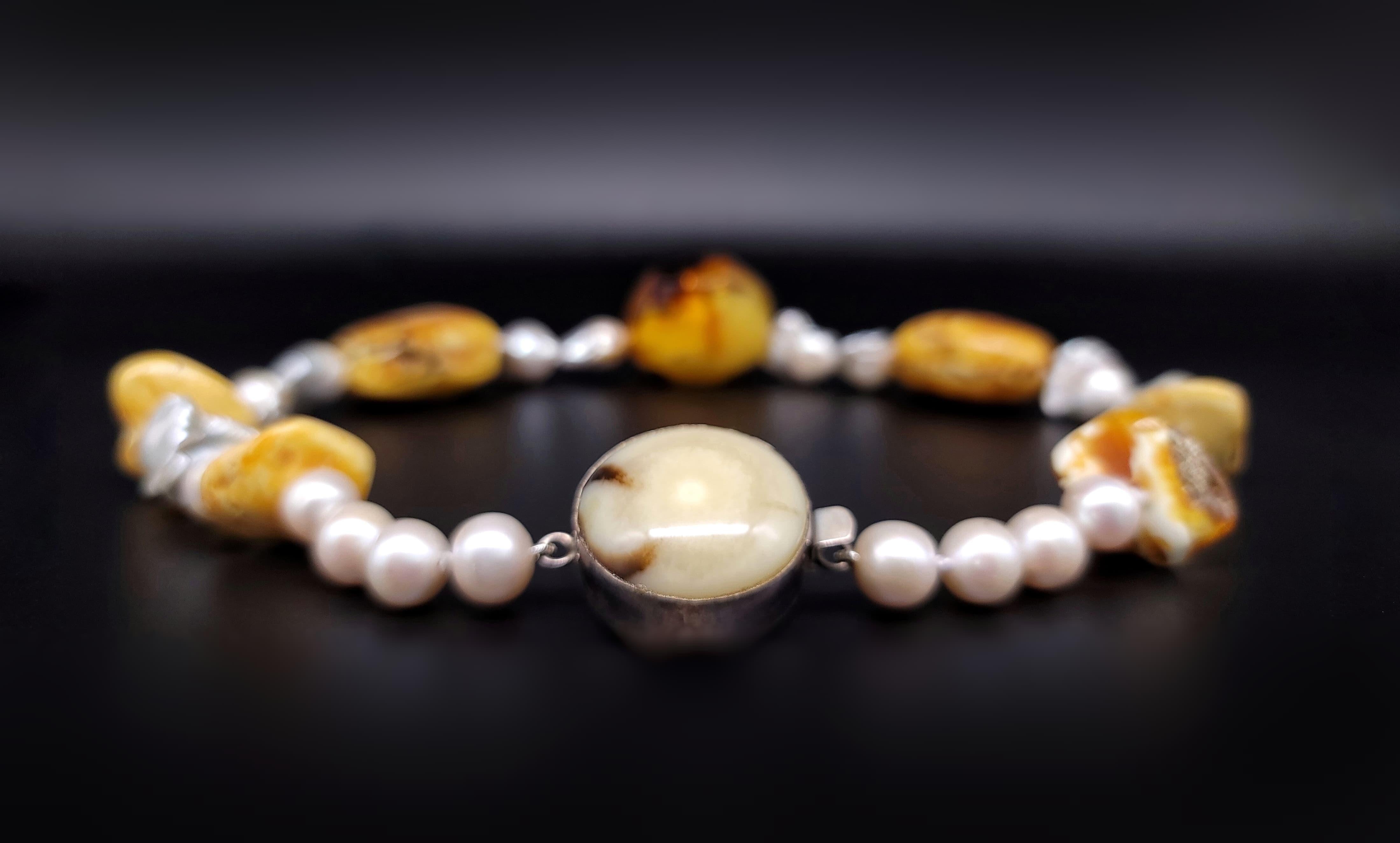 A.Jeschel Baltic Amber and Baroque Pearls Necklace. For Sale 3