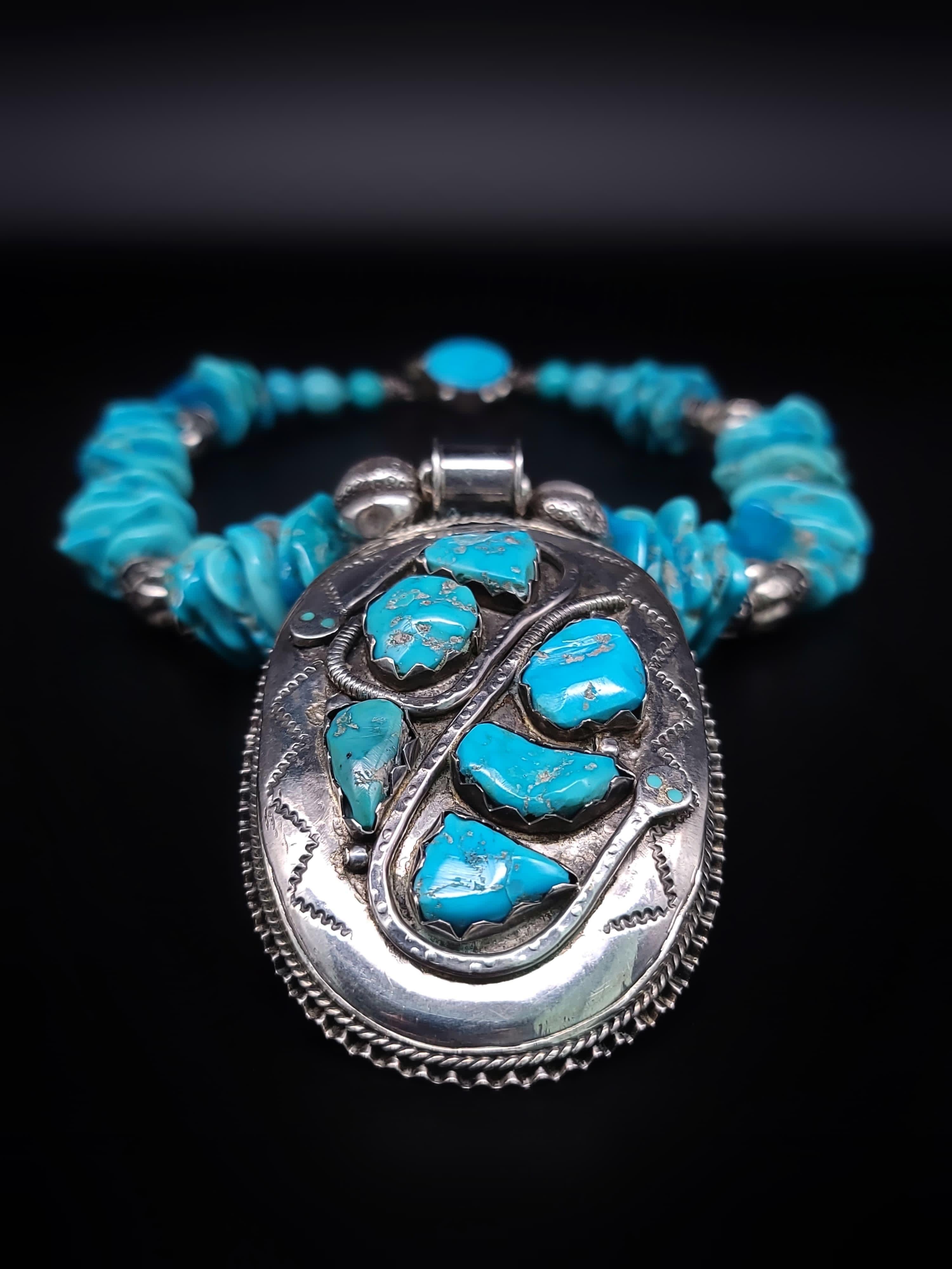 Contemporain A.Jeschel Powerful Effie C Zuni pendentif et collier turquoise en argent sterling en vente