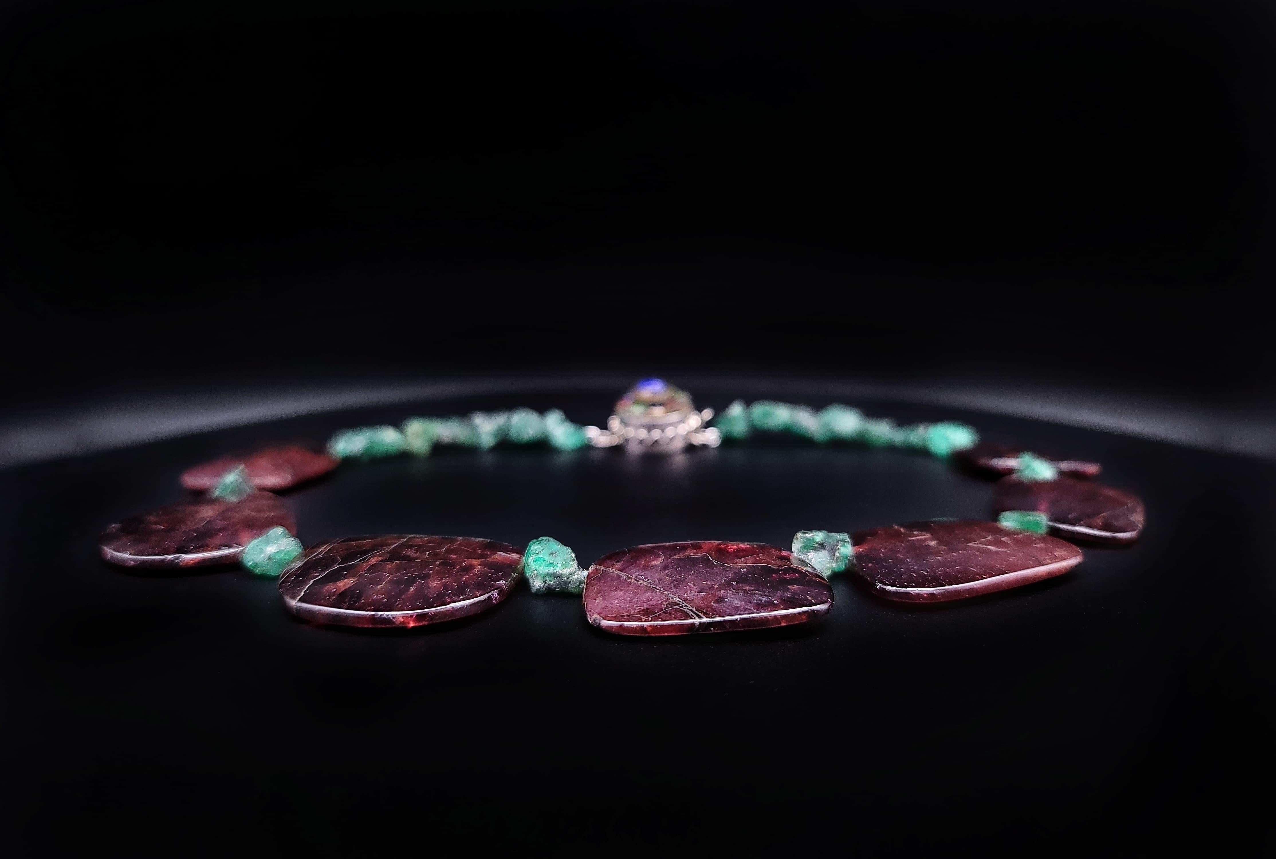 Mixed Cut A.Jeschel Unique Polished Garnet Necklace separated by Emeralds nuggets For Sale