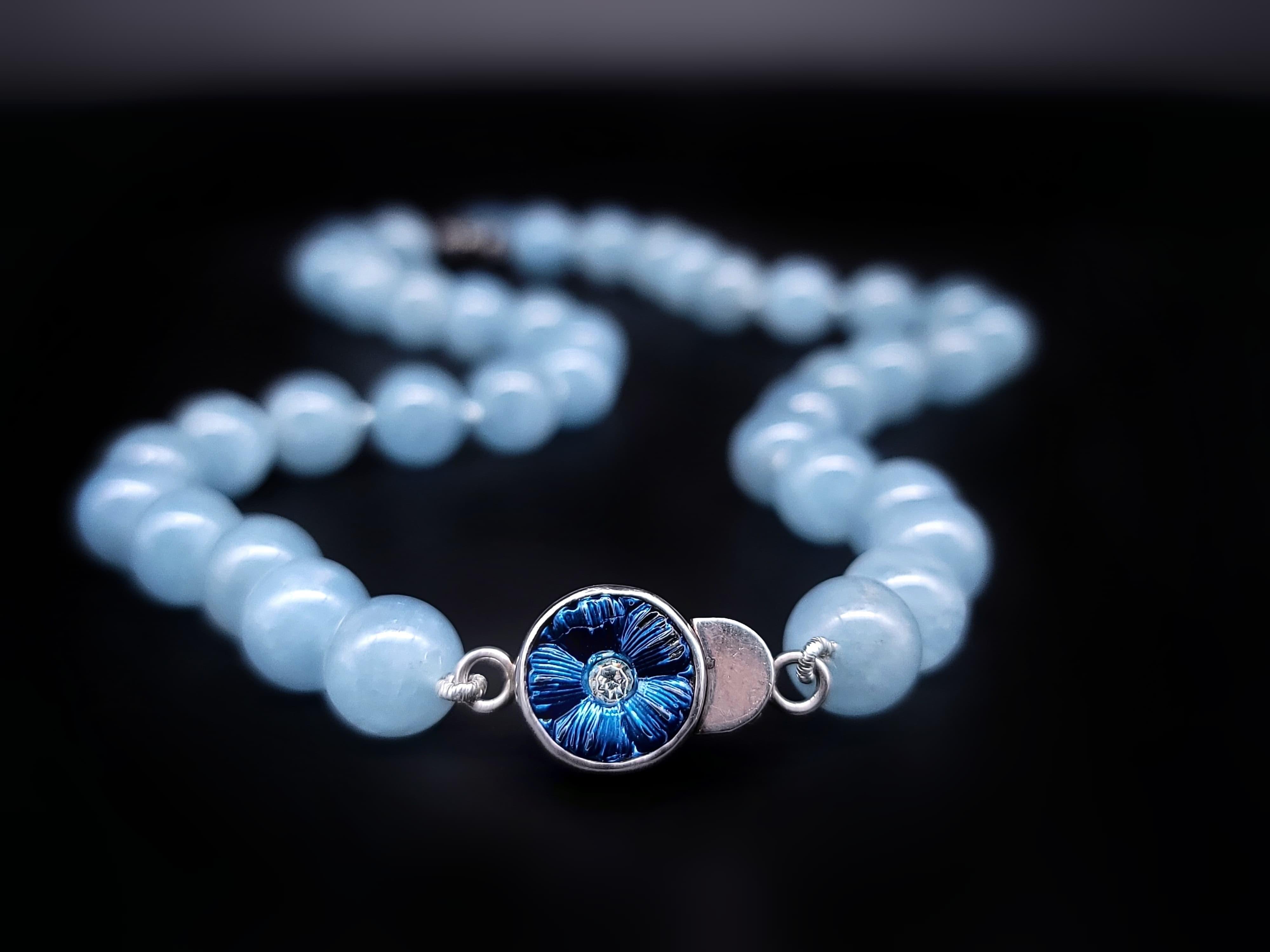 A.Jeschel Collana con ciondolo in acquamarina e diamanti di colore blu intenso in vendita 7