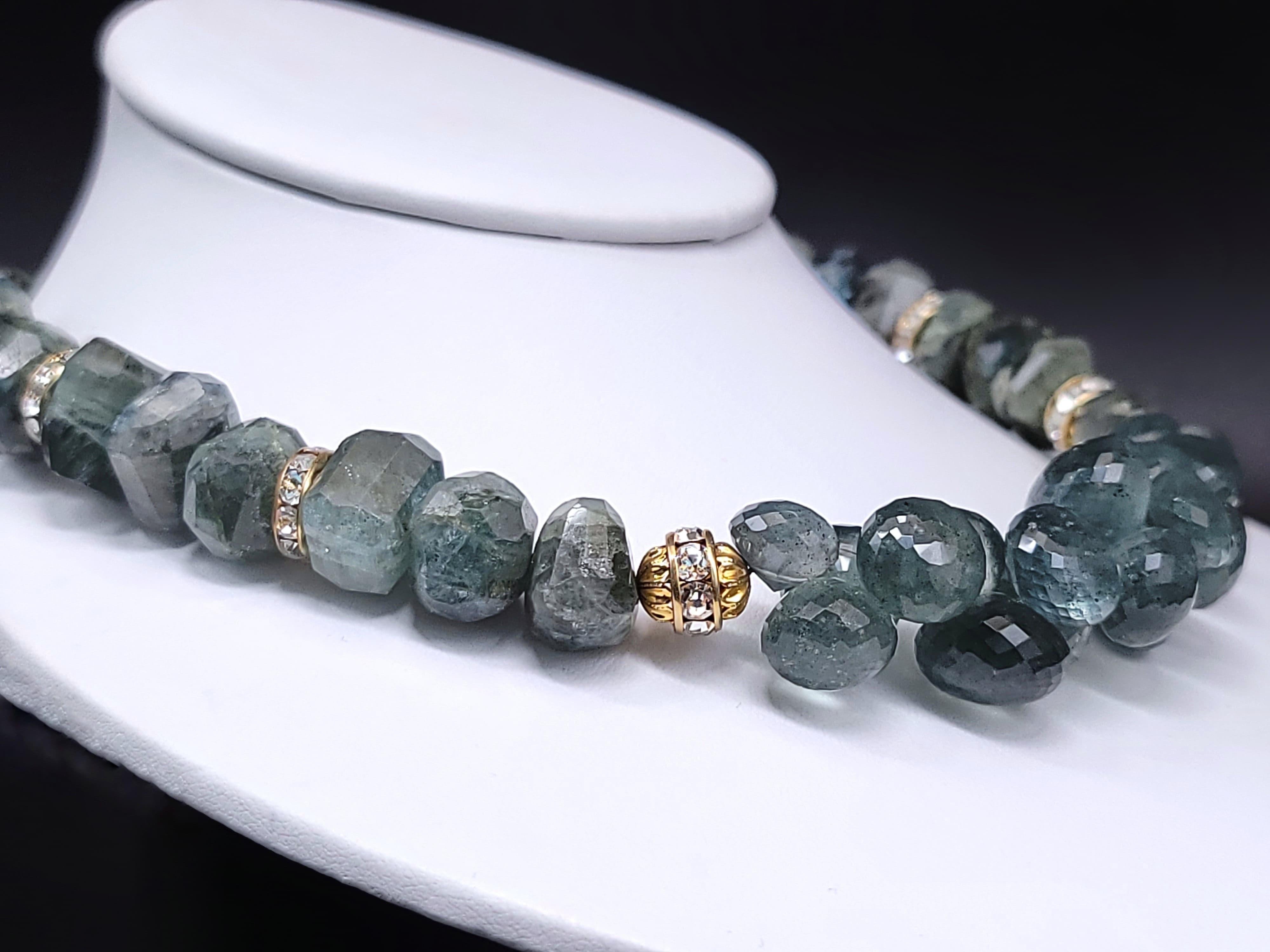 A.Jeschel Unusual Moss Aquamarine choker For Sale 6