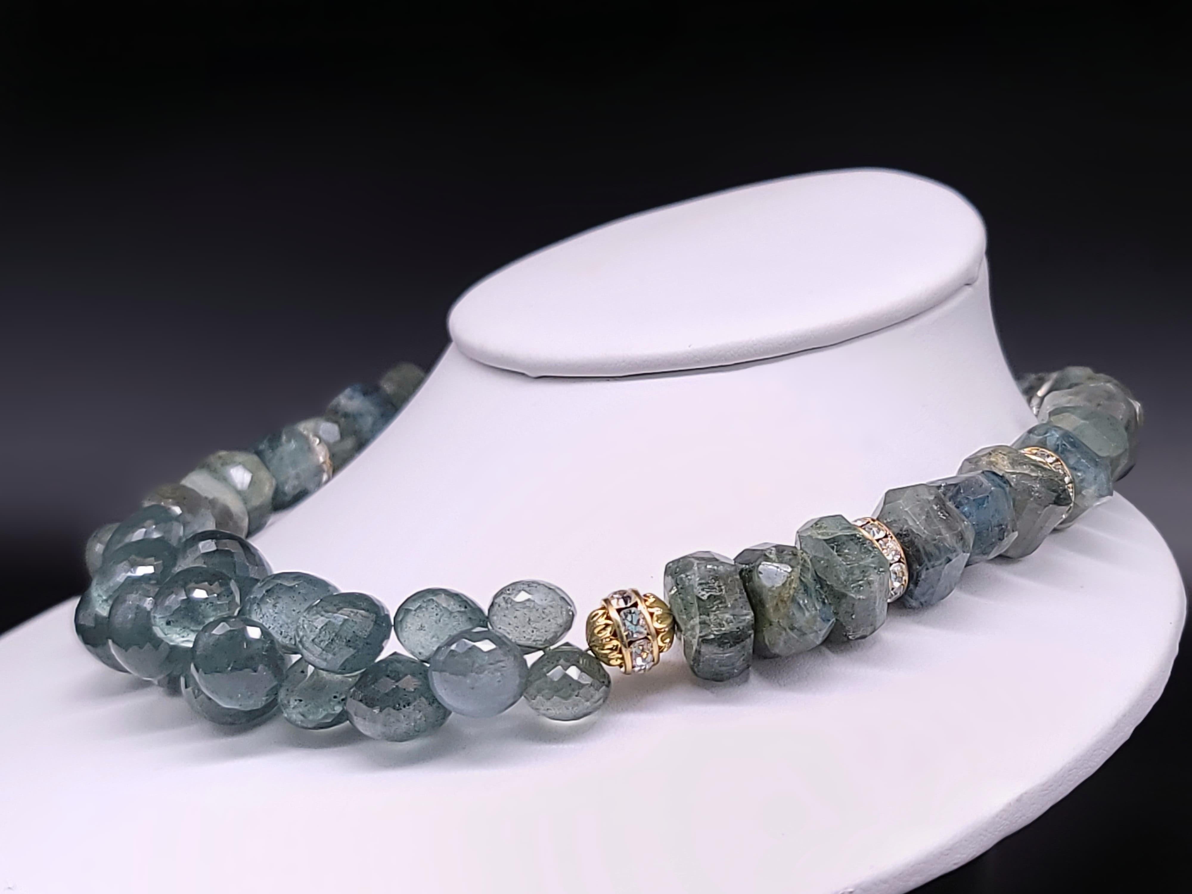 A.Jeschel Unusual Moss Aquamarine choker For Sale 9