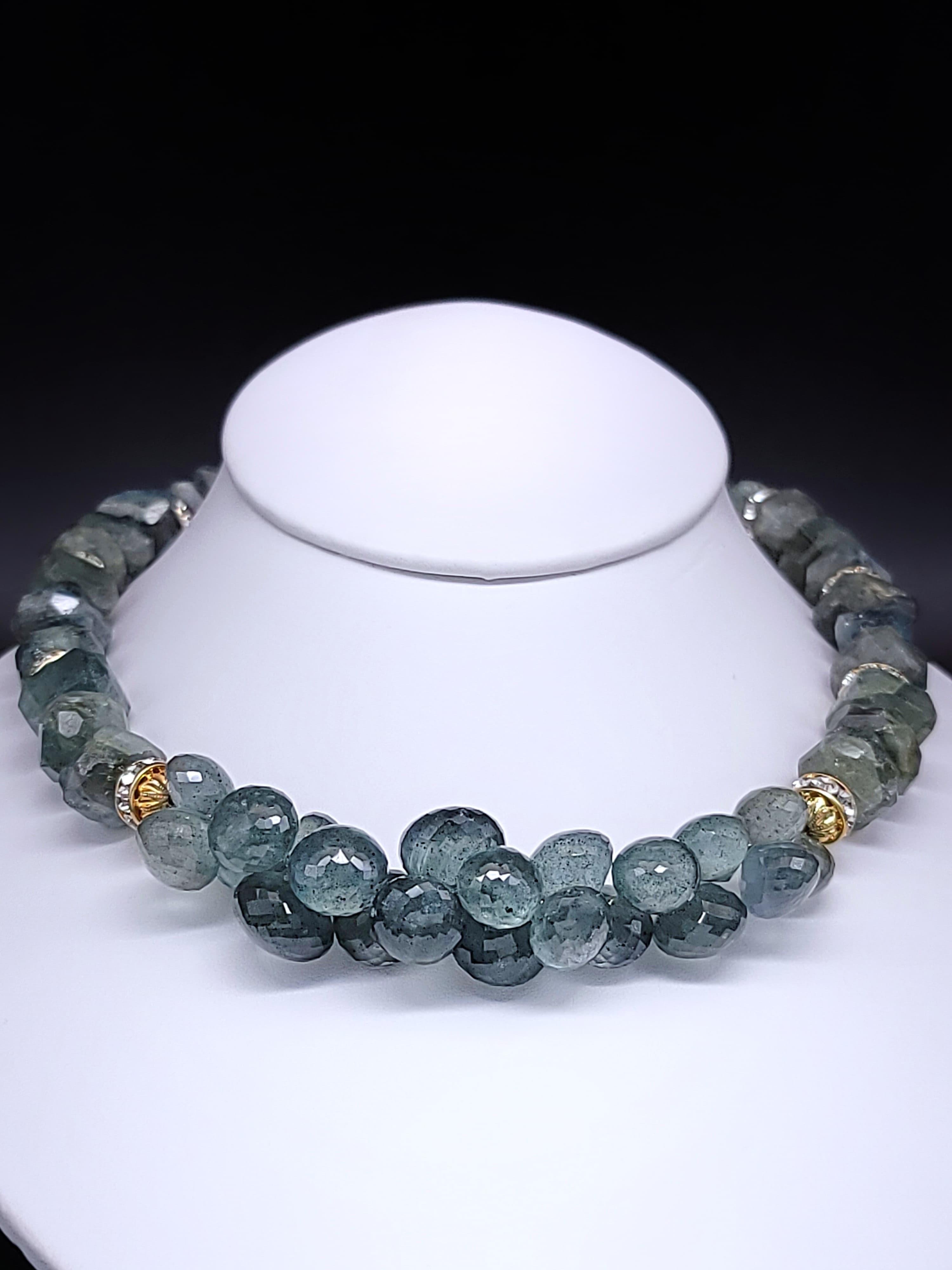 A.Jeschel Unusual Moss Aquamarine choker For Sale 10