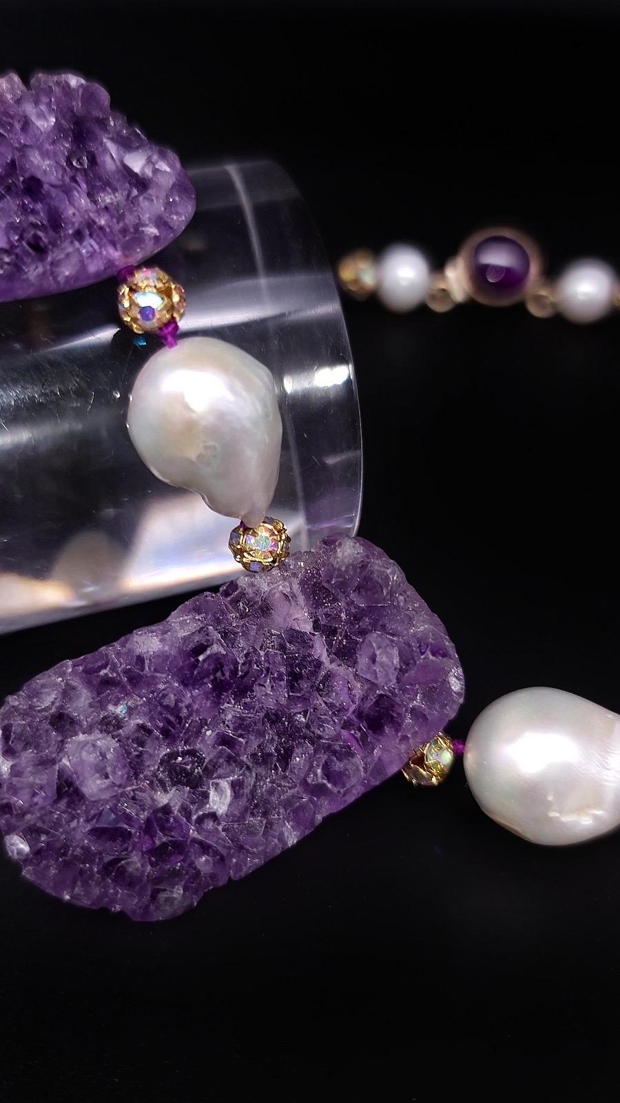 A.Jeschel Spektakuläre Amethyst-Geodes- und Barockperlenkette im Angebot 2