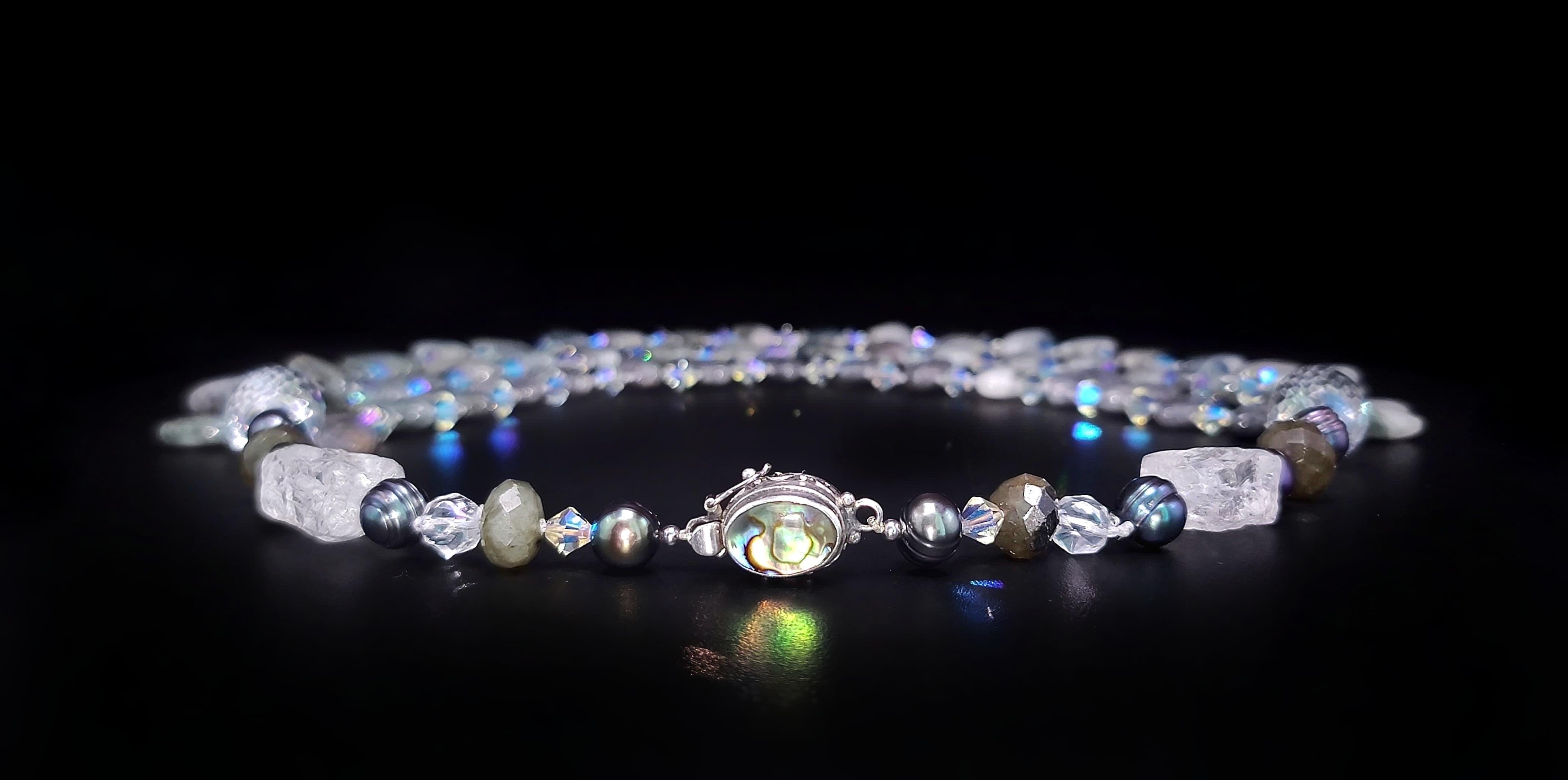 A.Jeschel Collana di petali di labradorite lucidati. in vendita 13