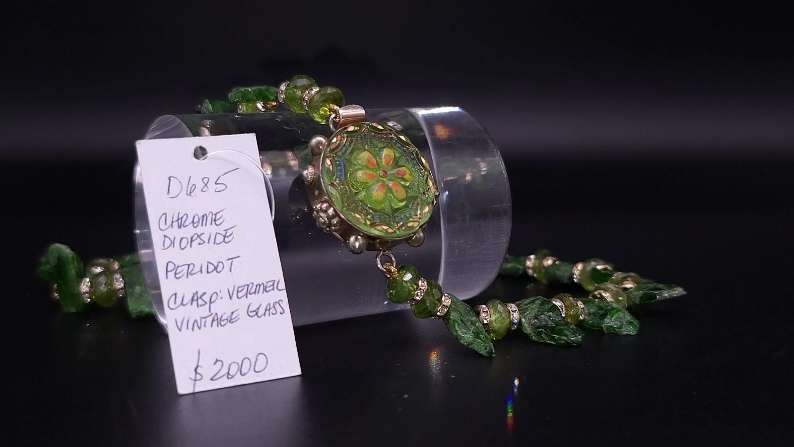 A.Jeschel Splendida collana di diopside di cromo verde abbinata a peridoto in vendita 9