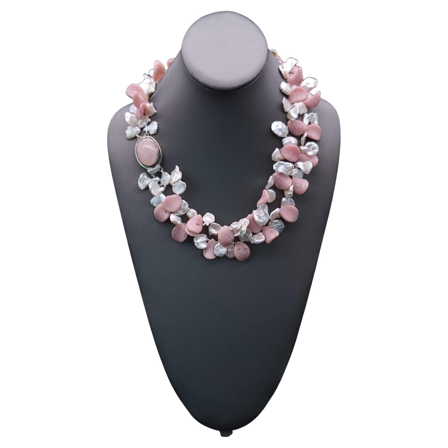 A.Jeschel, collier de perles et d'opales roses à 2 brins
