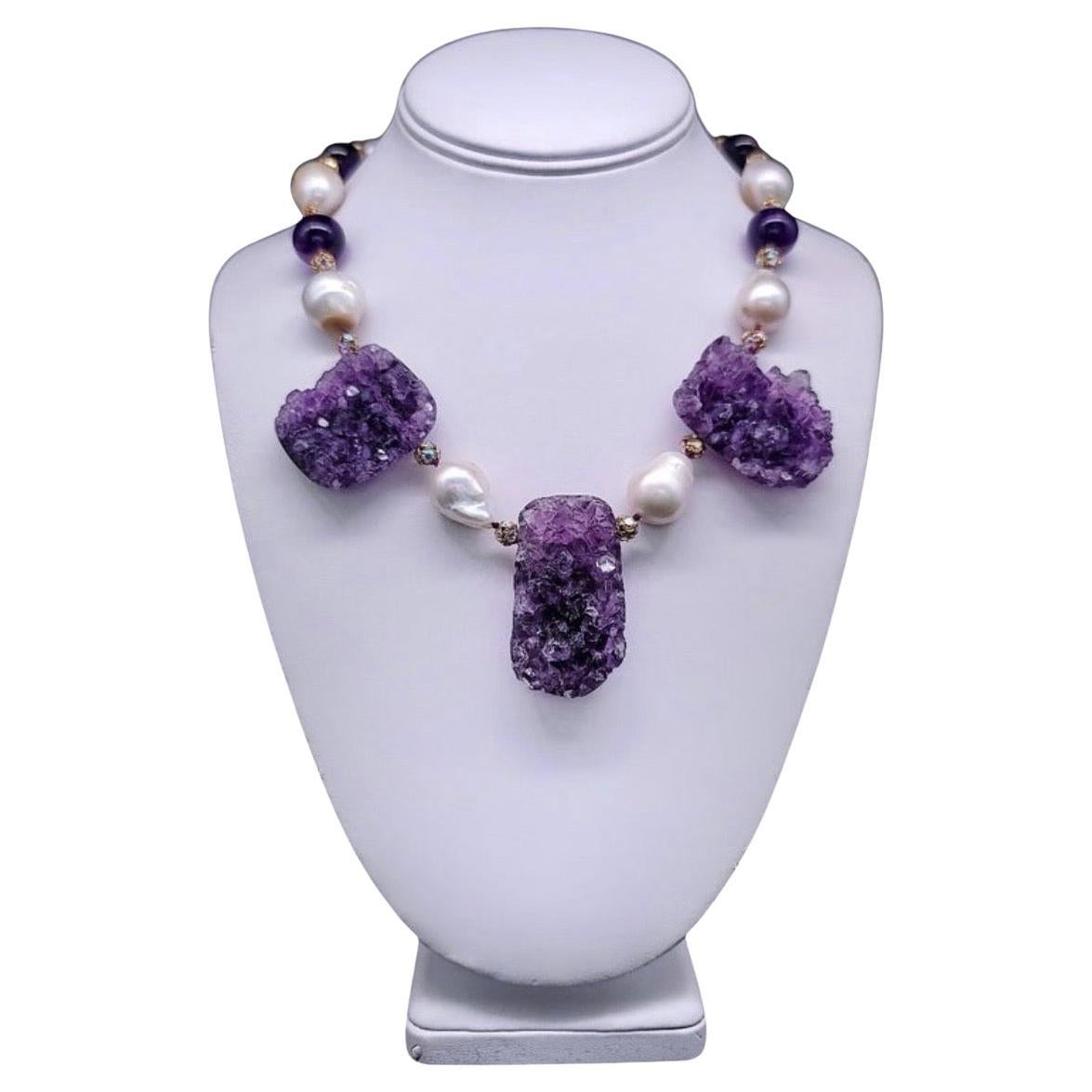 A.Jeschel Spektakuläre Amethyst-Geodes- und Barockperlenkette im Angebot
