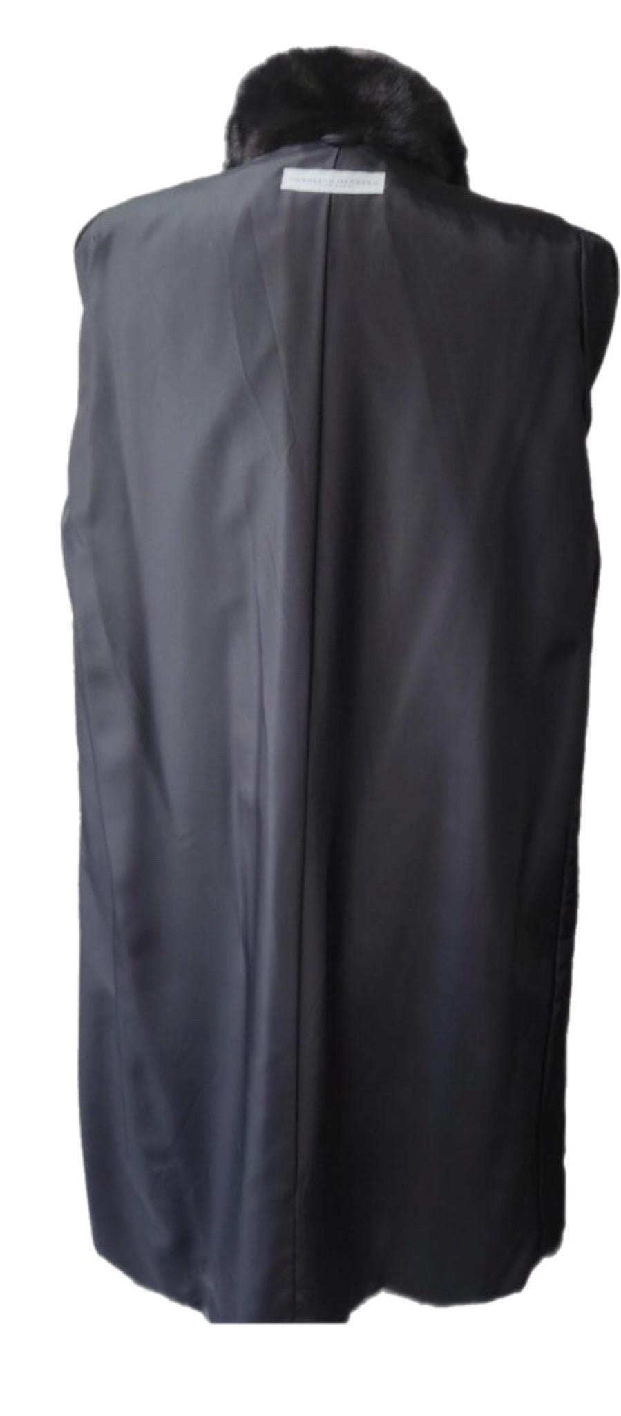 Brandneuer Carolina Herrera weiblicher schwarzer Nerzpelz-Swing-Mantel (Größe 16 XL) im Angebot 13