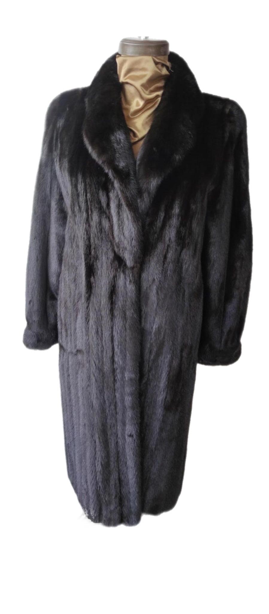 Brand new Carolina Herrera Female Black Mink Fur Swing Coat (Size 16-XL) For Sale 12