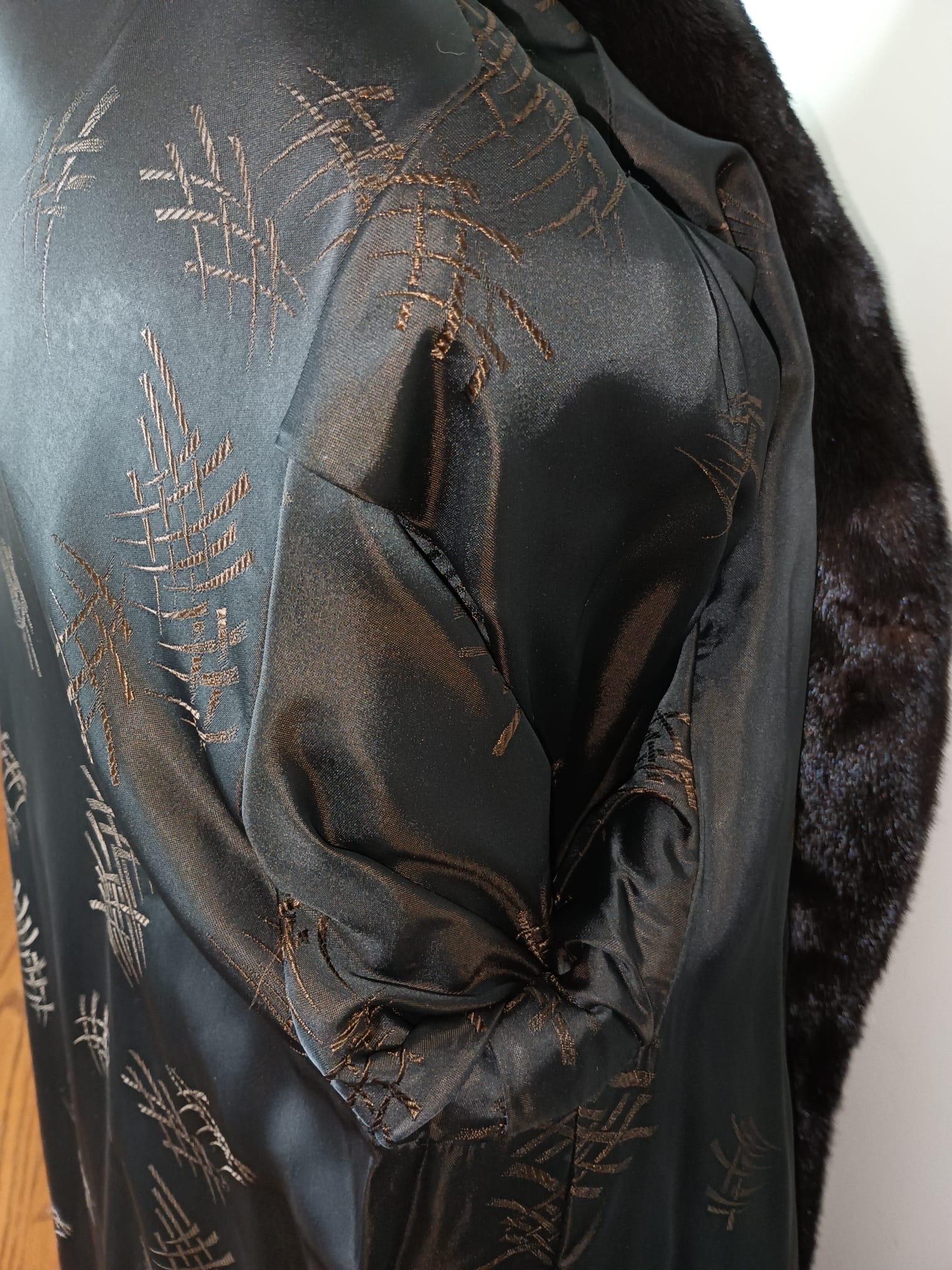 Cappotto in pelliccia di visone Showroom Ranch (taglia 16 XL) in vendita 9