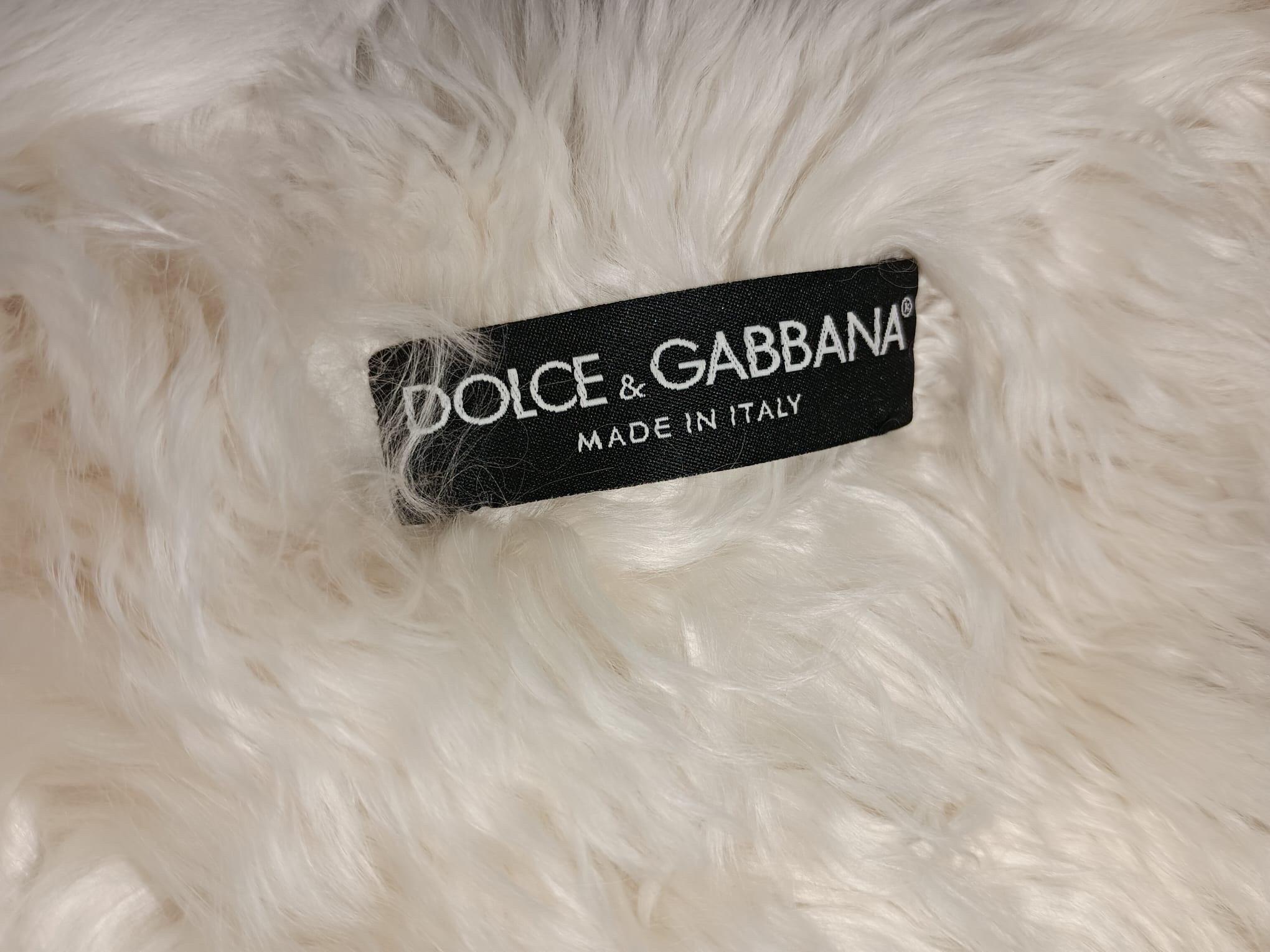 Showroom Dolce & Gabbana mix sheep lamb Fur Coat (Size 16 - L) For Sale 15