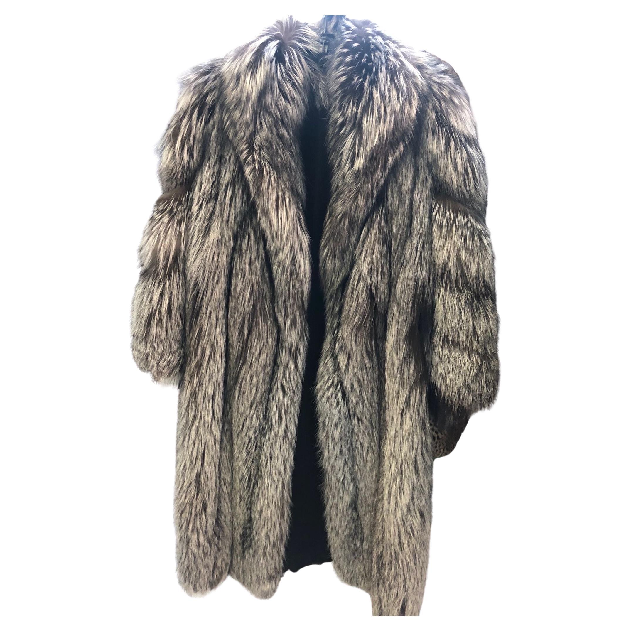 Marke neue leichte Saga Silberfuchs Pelzmantel Größe 6/S