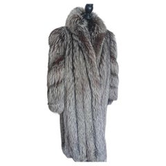 Nuovo cappotto in pelliccia di volpe argentata Saga Furs taglia 6/S