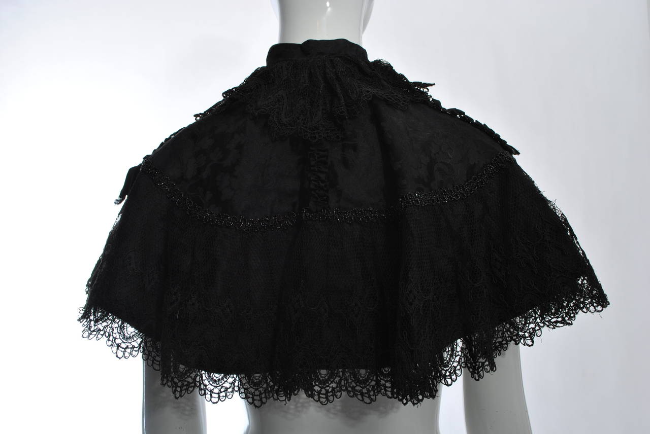 Women's Edwardian Black Lace Capelet