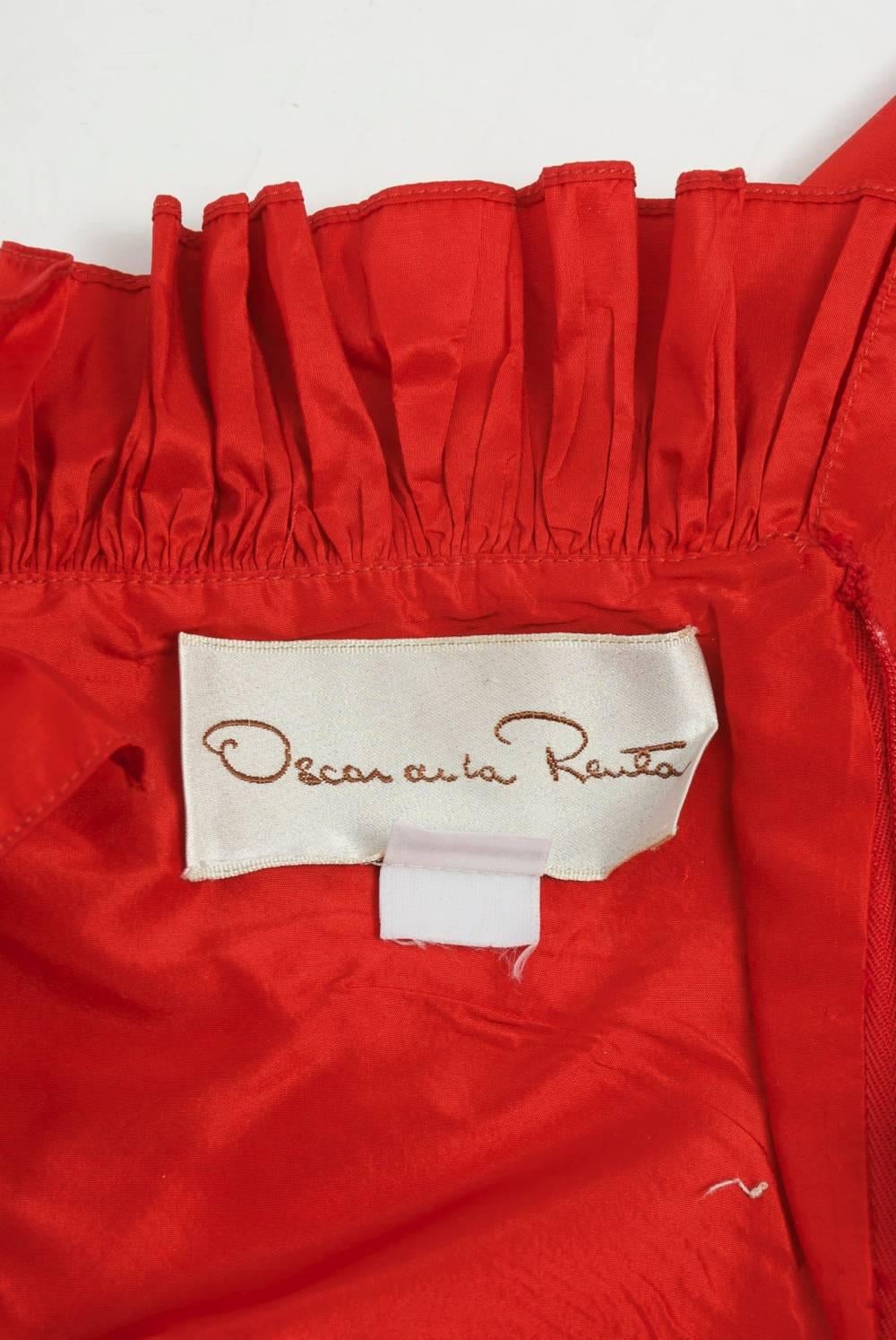 Oscar de la Renta Red Taffeta Ruffle Gown 3