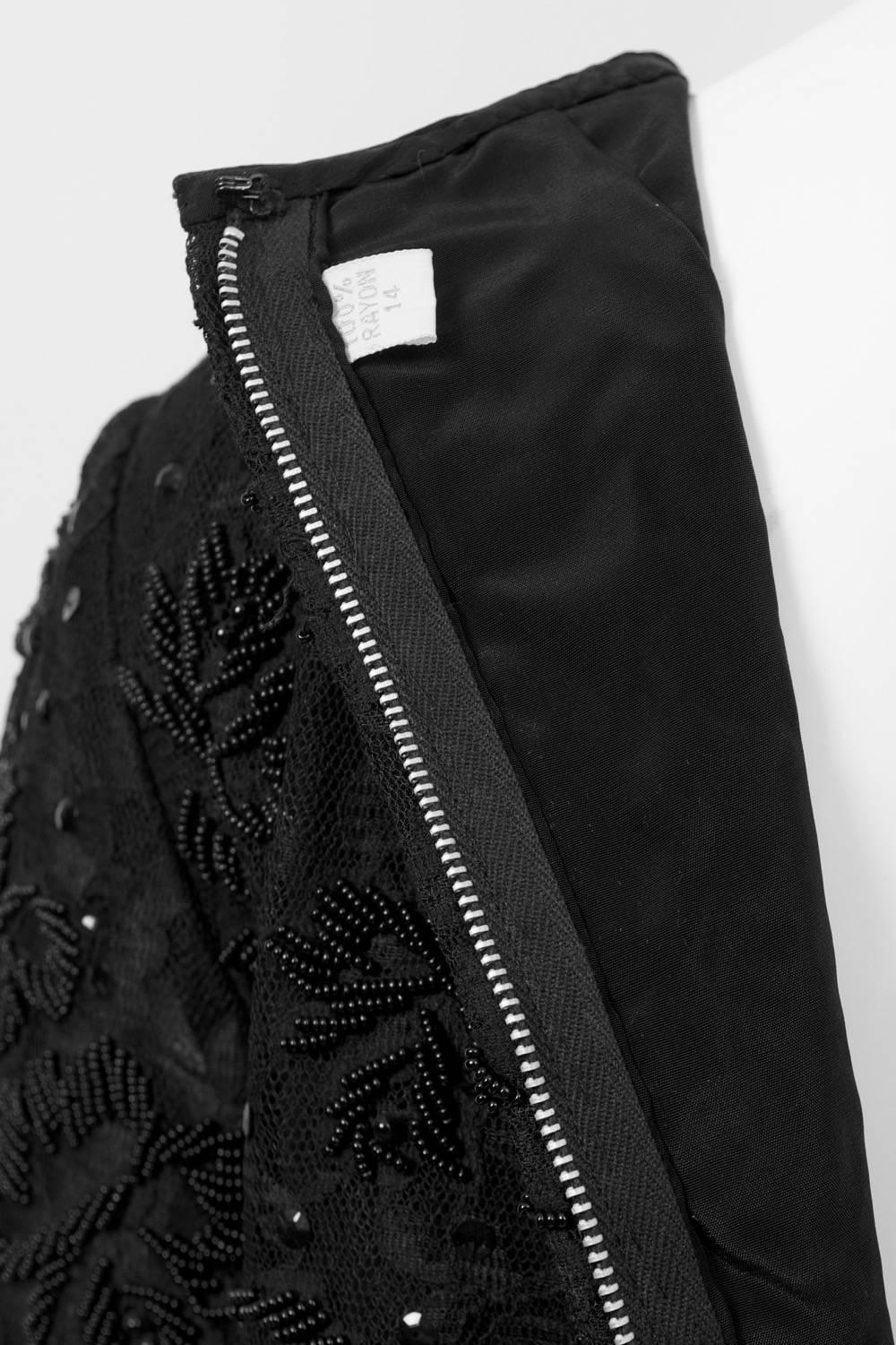 Beaded Lace 1960s Sheath For Sale 3