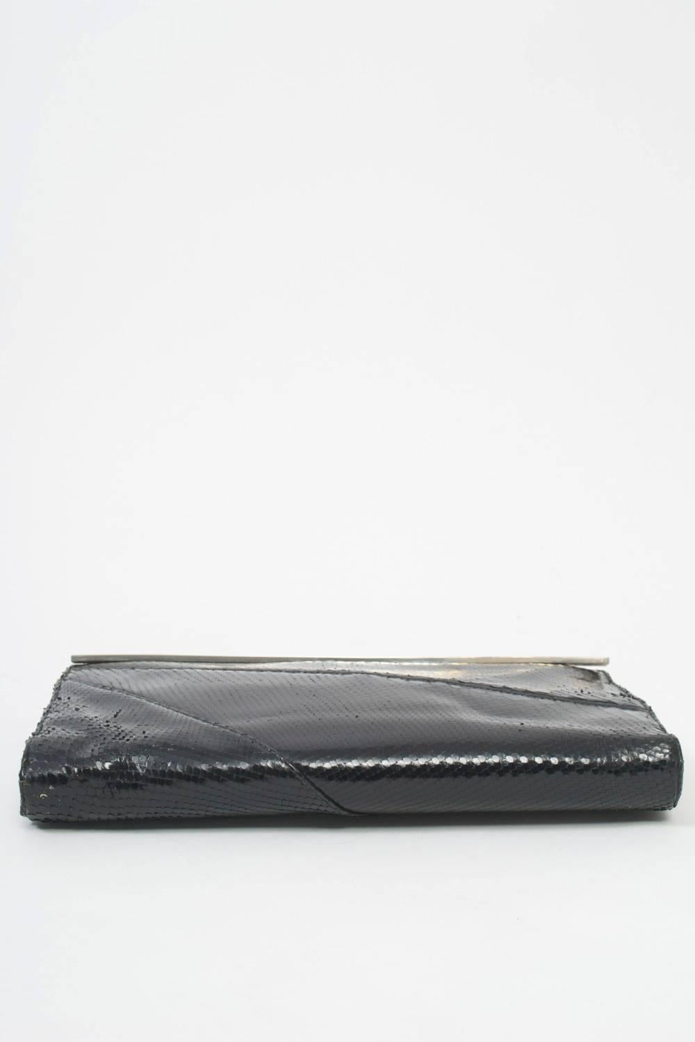 1970s Black Snake Clutch In Excellent Condition For Sale In Alford, MA