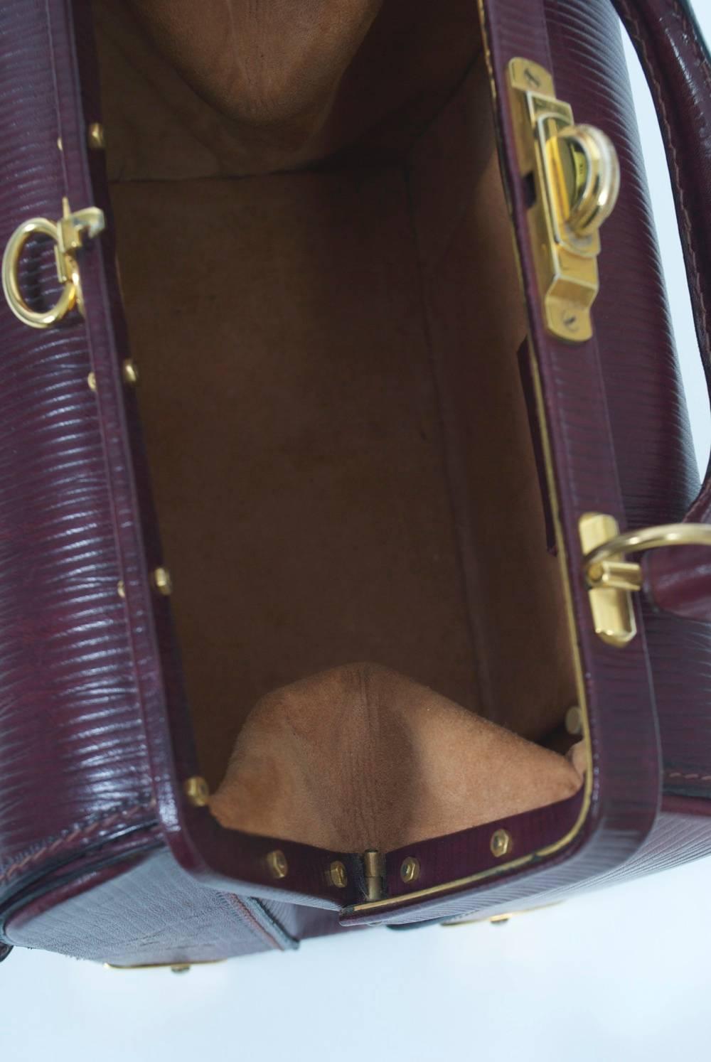 Roberta di Camerino Handbag with Gold Hardware 2