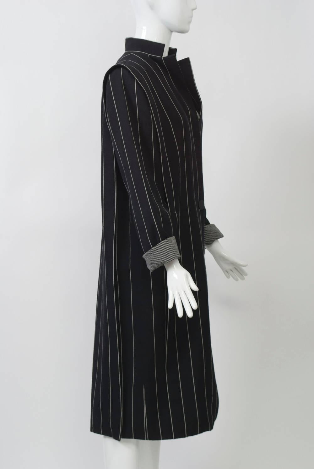 Trigere Black/White Striped 1980s Coat In Excellent Condition In Alford, MA