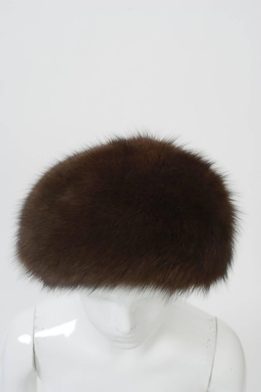 Brown Fox Hat In Excellent Condition In Alford, MA