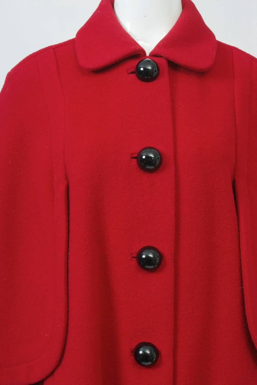 Adolfo Red Cape Coat In Good Condition In Alford, MA