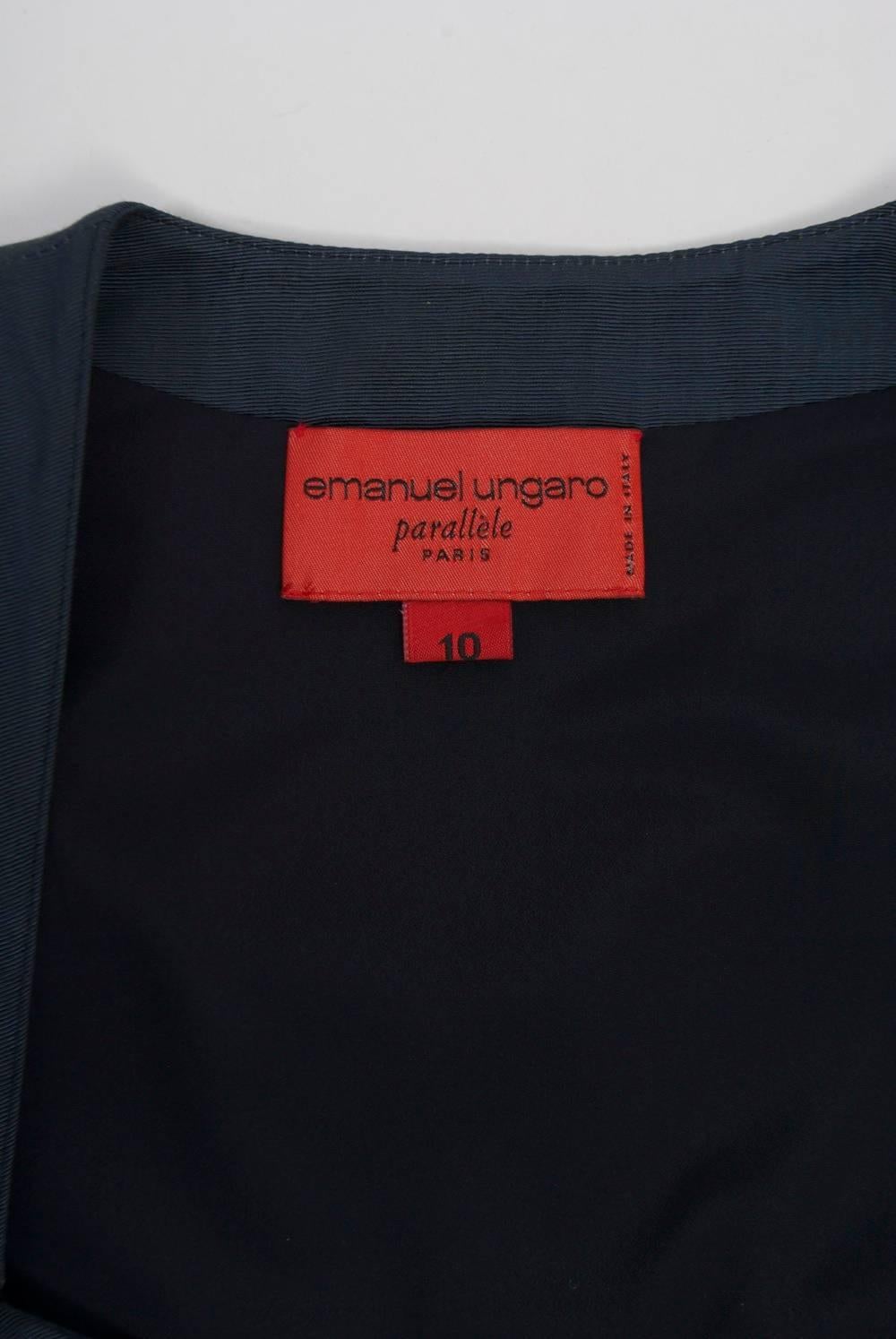 Ungaro Stahlblaues 1980er Jahre Kleid im Zustand „Hervorragend“ im Angebot in Alford, MA