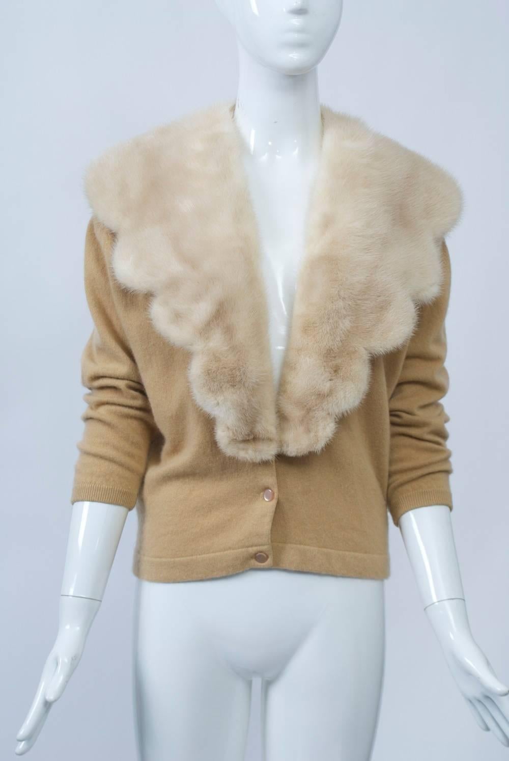 Mink-Trimmed Cashmere Cardigan In Excellent Condition In Alford, MA