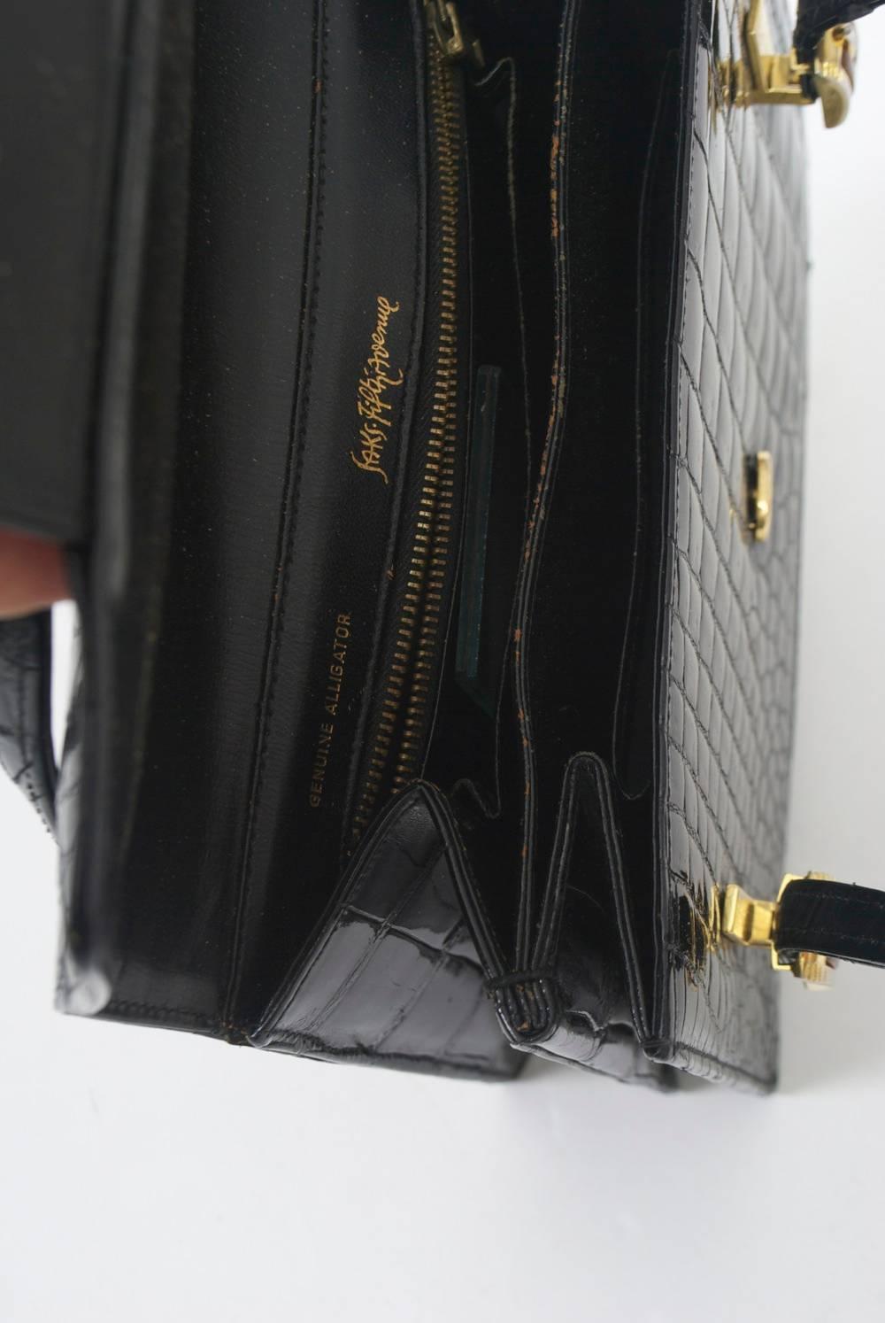 1960s Black Alligator Handbag For Sale 4