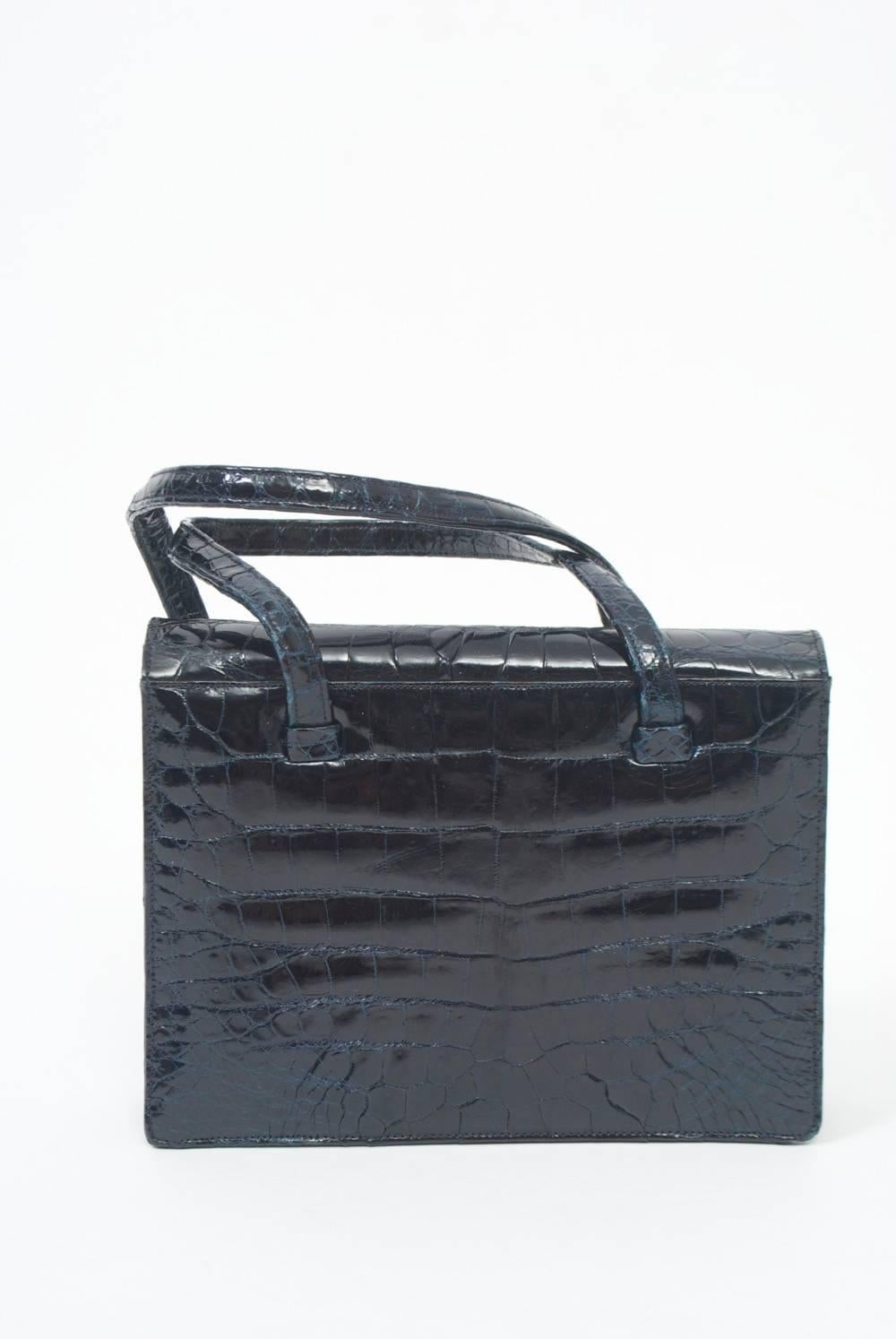 Black Crocodile Handbag In Excellent Condition For Sale In Alford, MA