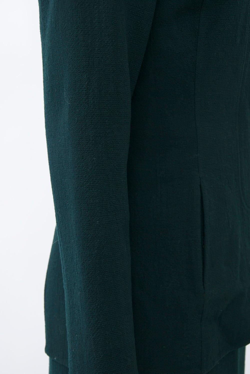 Traje Geoffrey Beene Verde Bosque en Excelente estado para la venta en Alford, MA