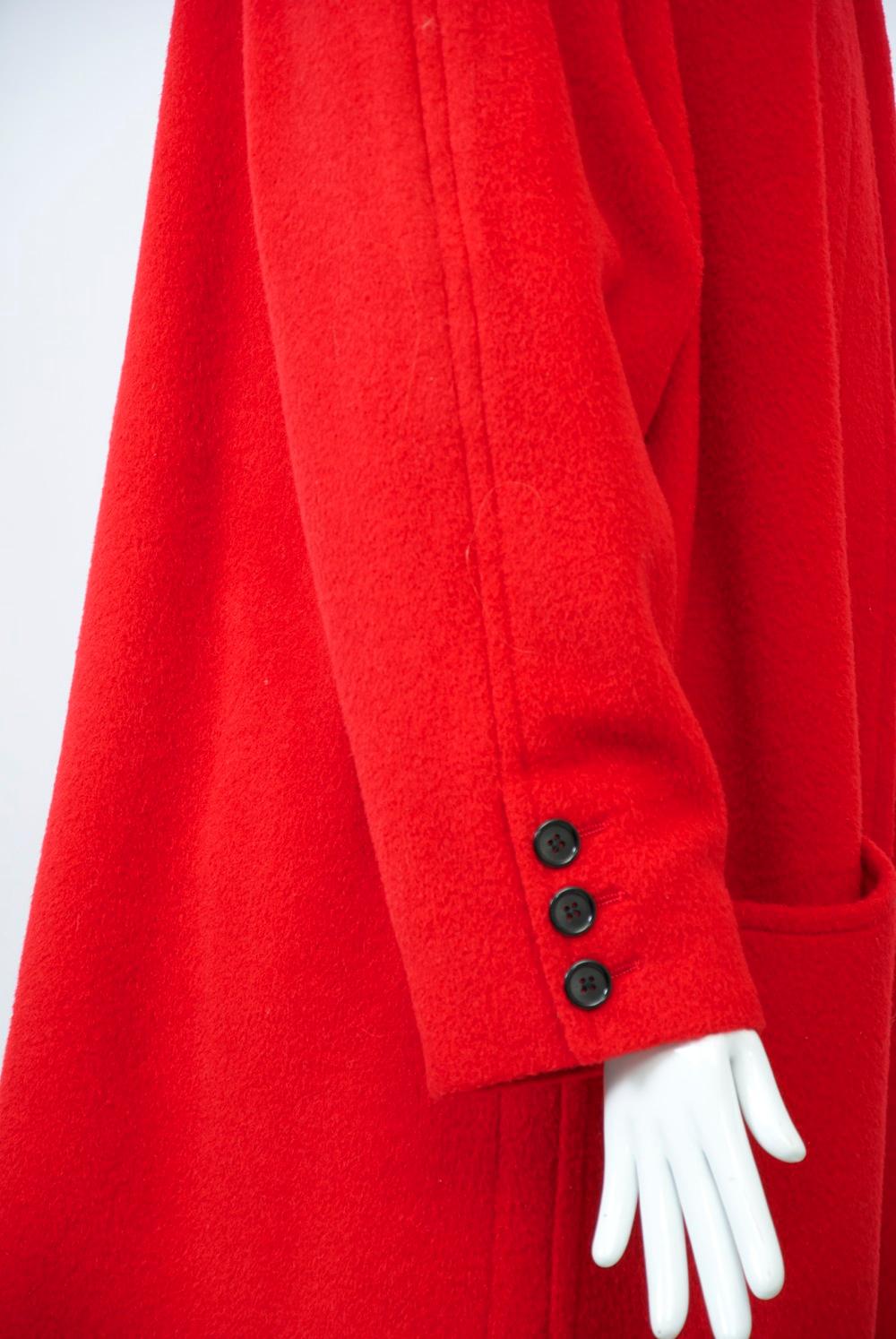 Women's Tiktiner Short Red Coat