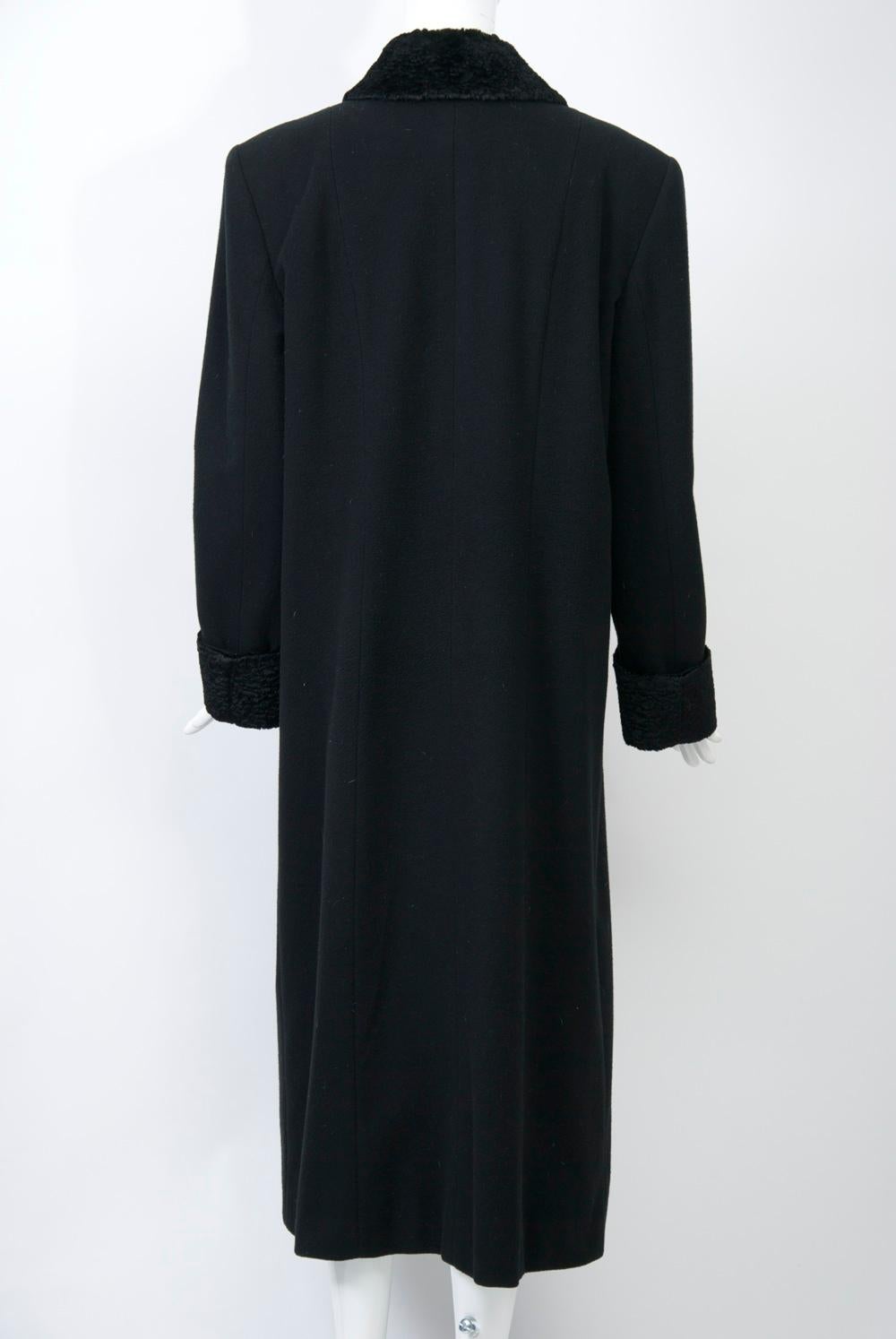 Dior Schwarzer Mantel aus den 1980er Jahren im Angebot 1