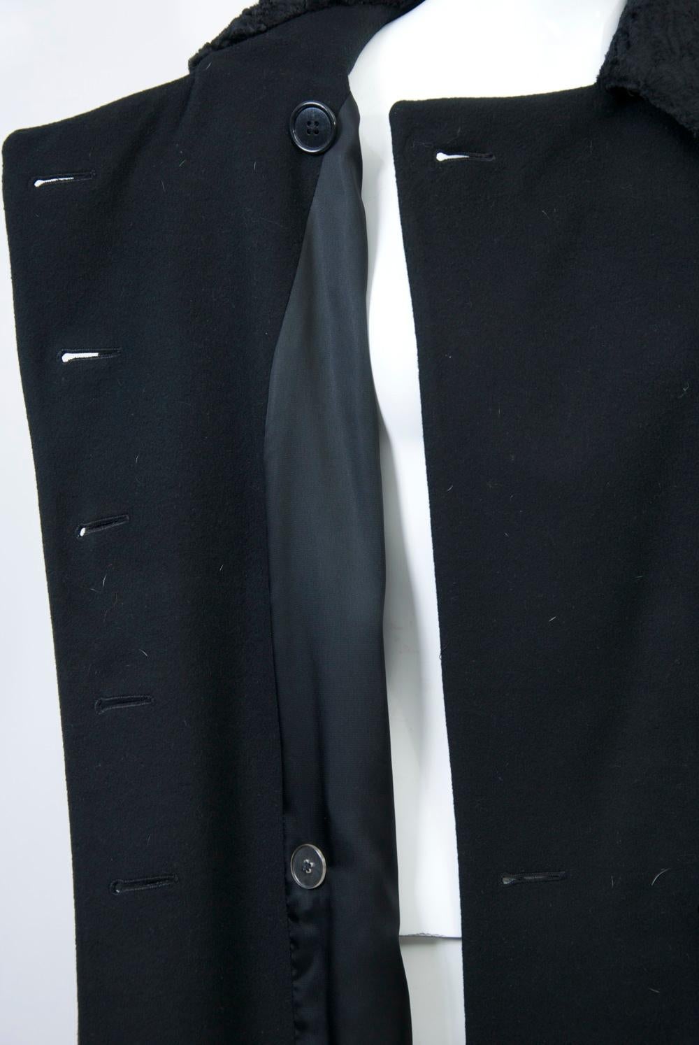 Dior Schwarzer Mantel aus den 1980er Jahren im Angebot 2