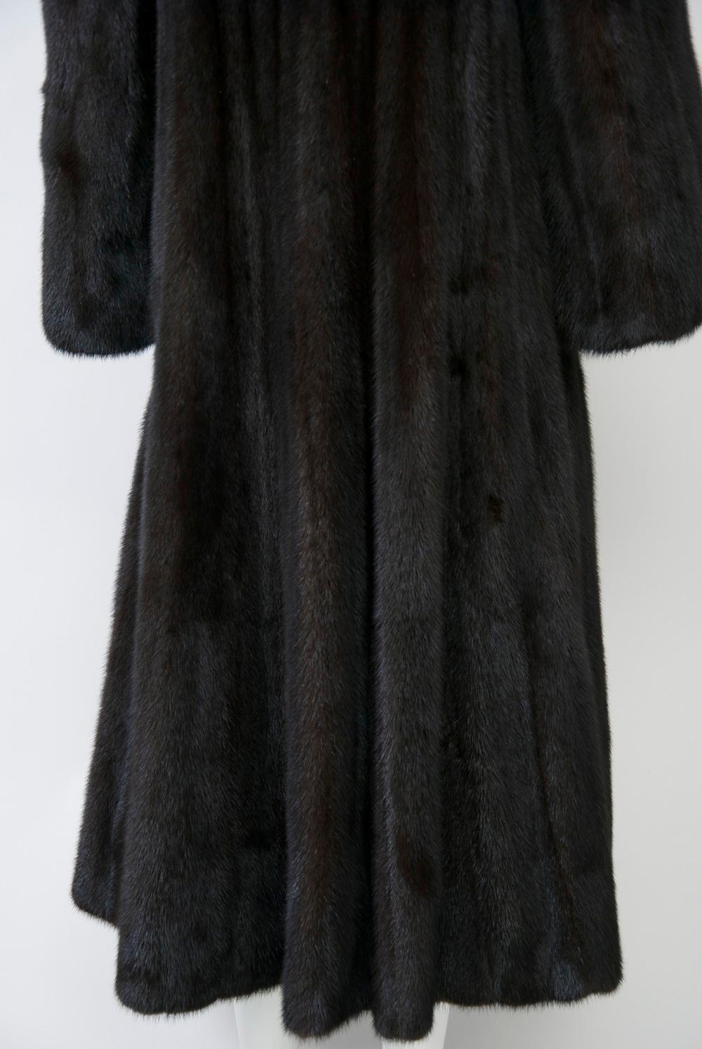 1970s Dark Mink Coat 3