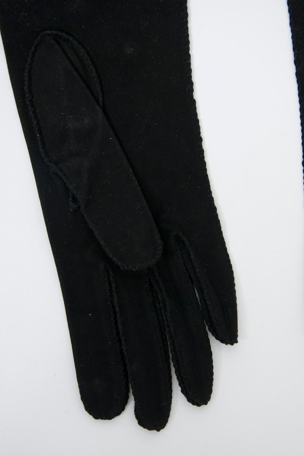 Black Floral Embroidered Gloves