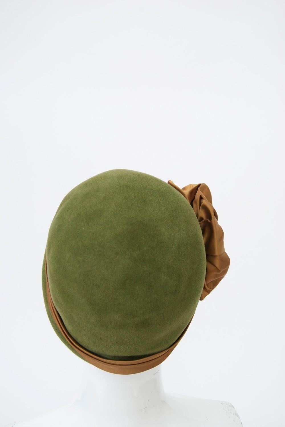 Beige Pierre Balmain Design Vintage Hat