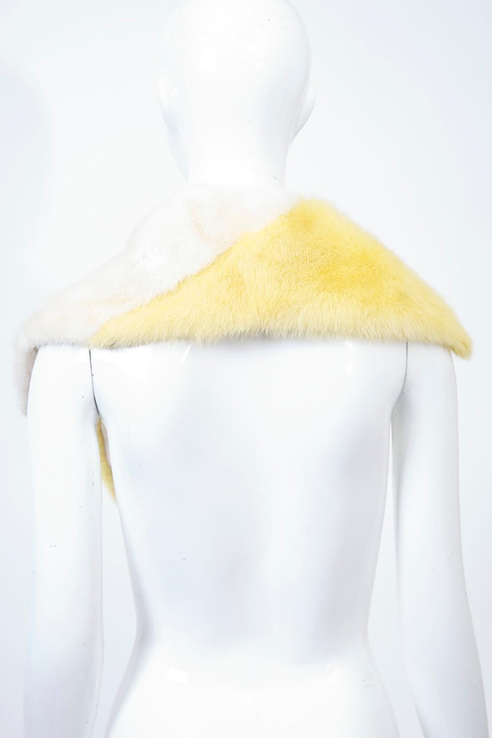 Yellow and White Mink Scarf For Sale 3