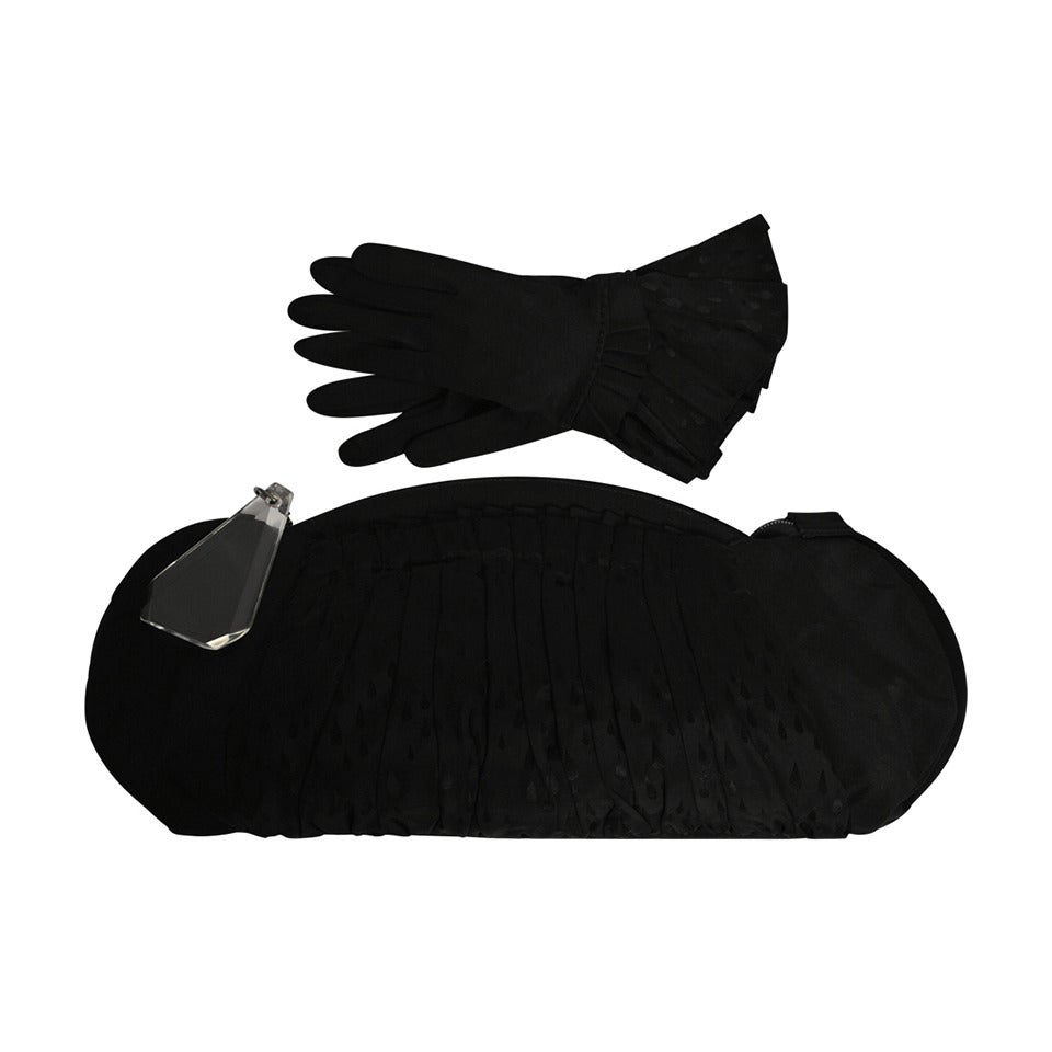 1940er Jahre Große Faille Clutch mit Handschuhen im Angebot