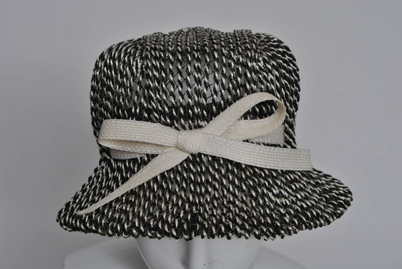 Lilly Dache Black and White Straw Hat In Excellent Condition In Alford, MA