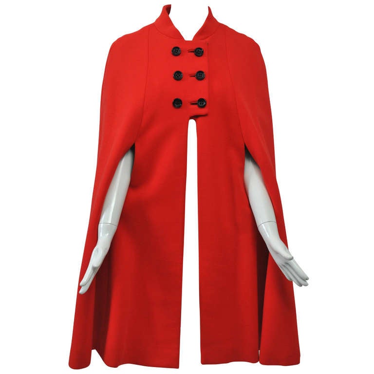 Mam'selle 1970s Red Wool Knit Cape