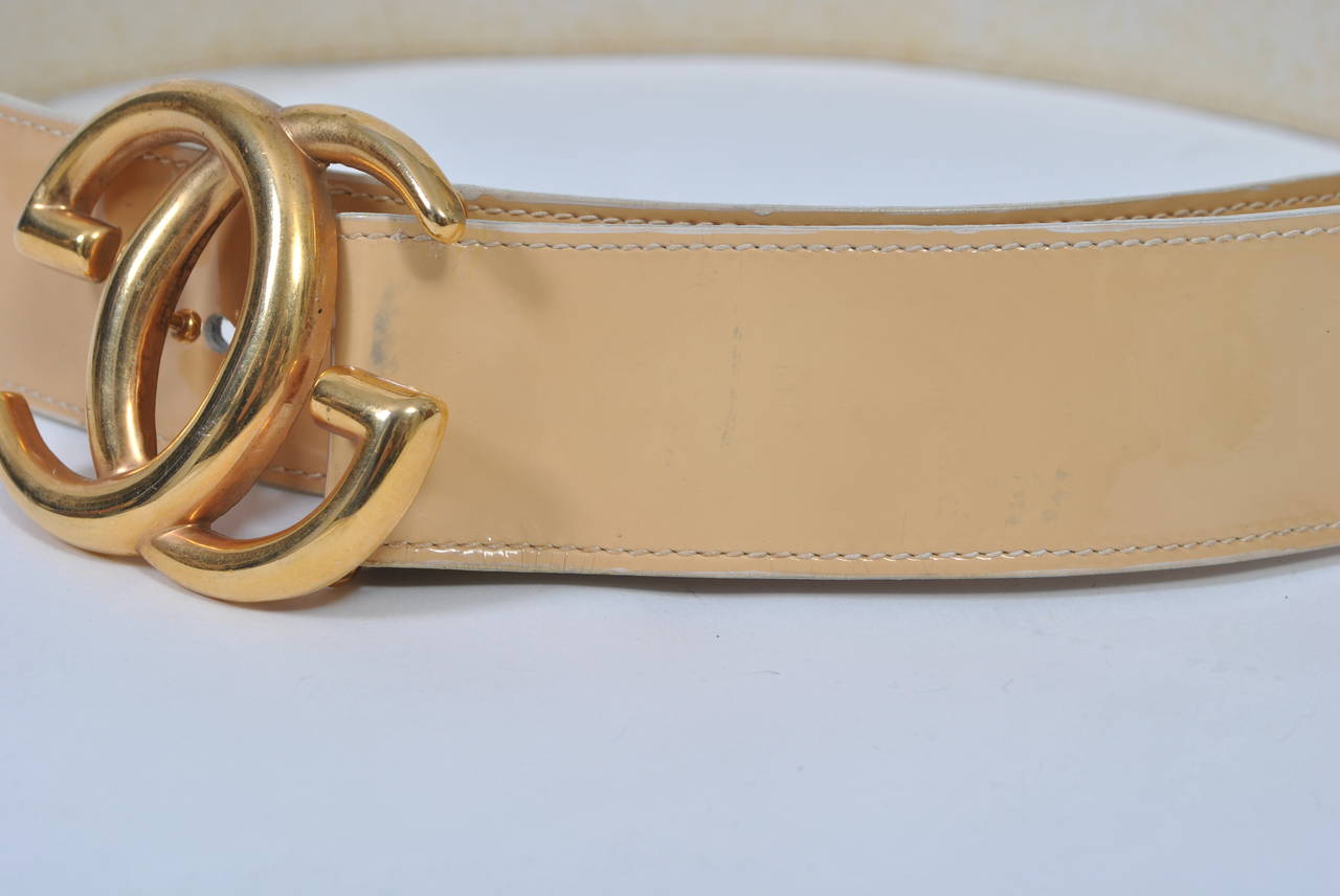 Gucci Beige Patent Belt In Good Condition In Alford, MA